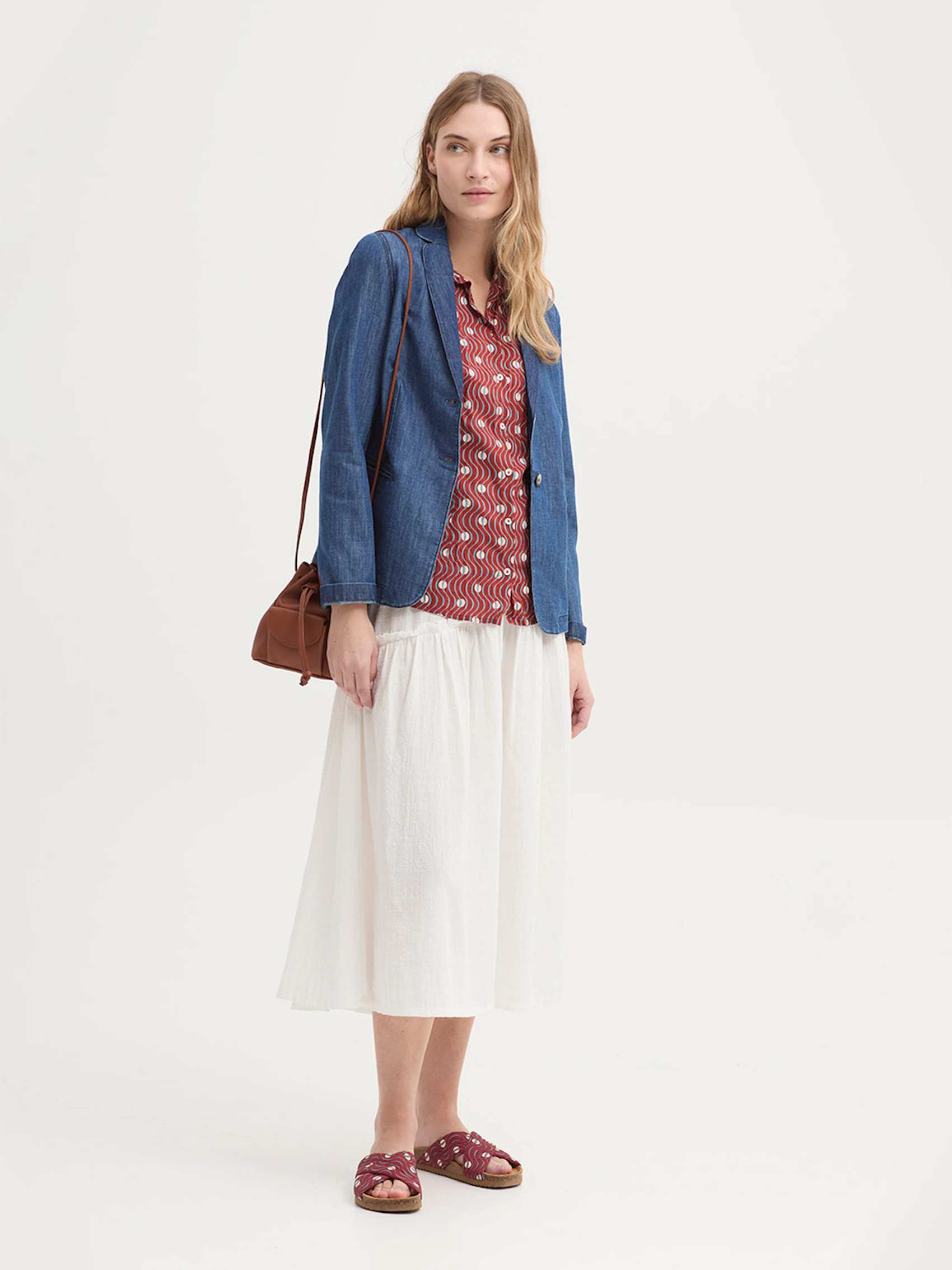 Camisa básica #99 Hellenic Waves