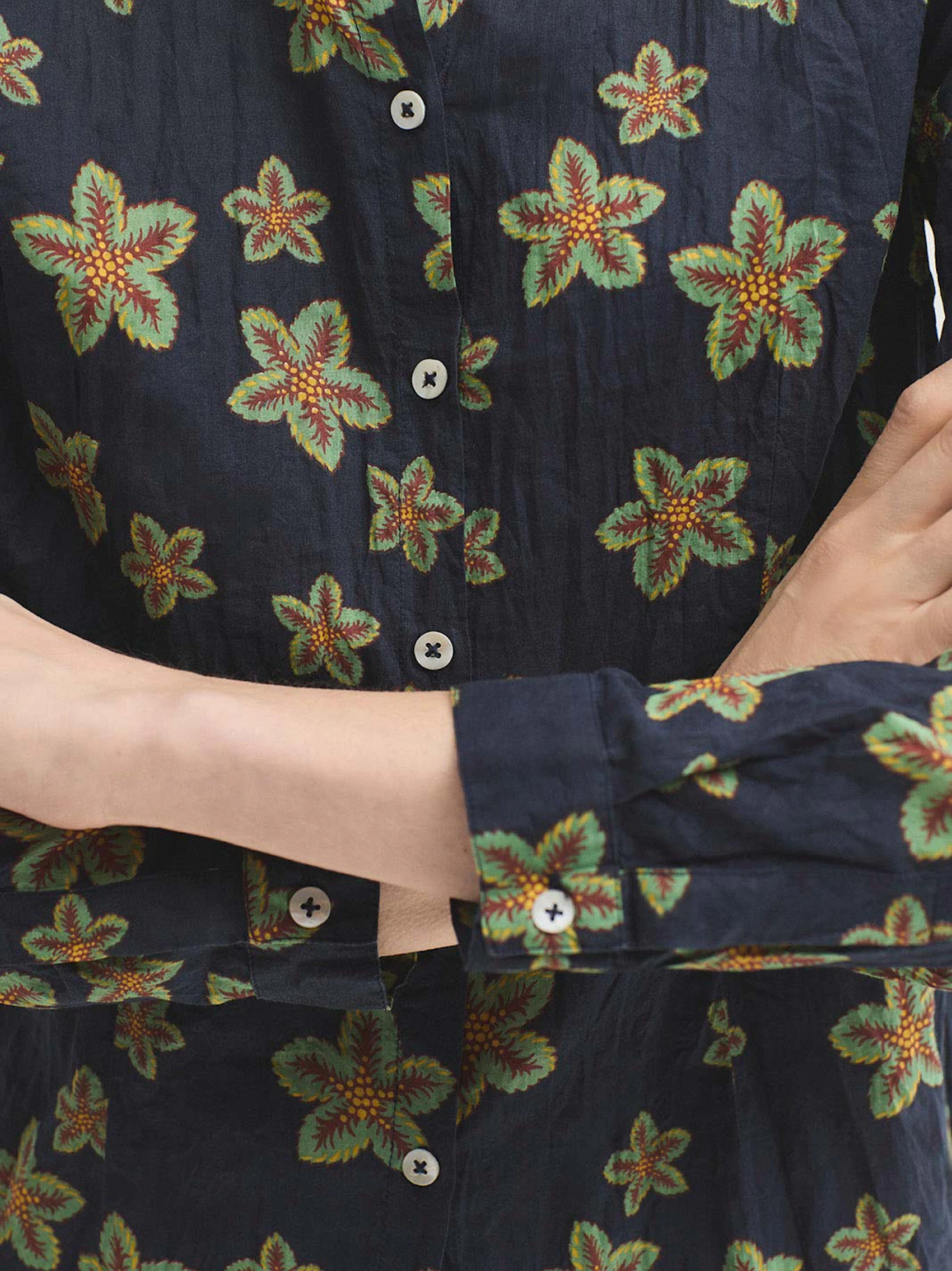 Camicia basic #99 Star Flowers