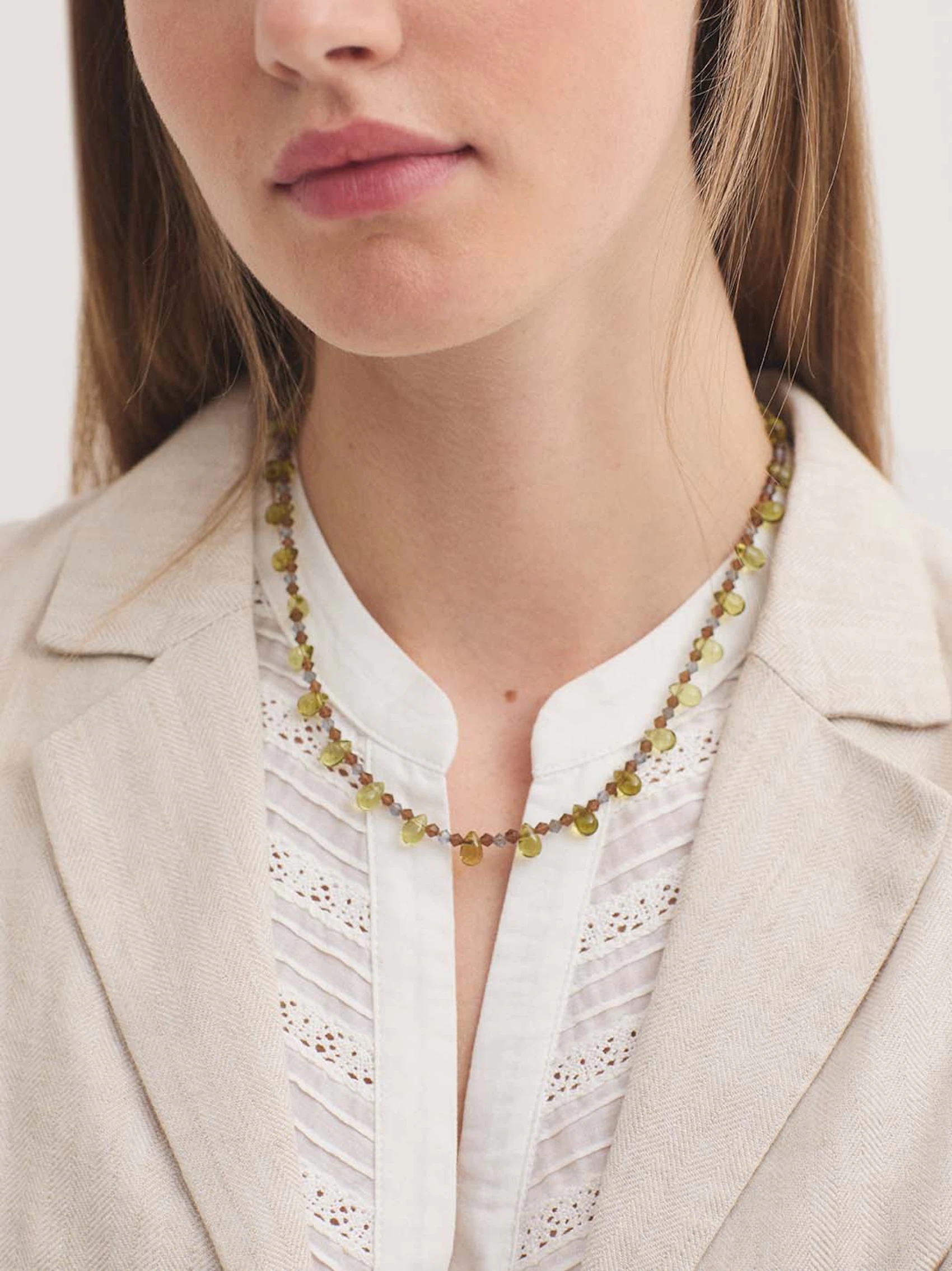 Small resin bead necklace