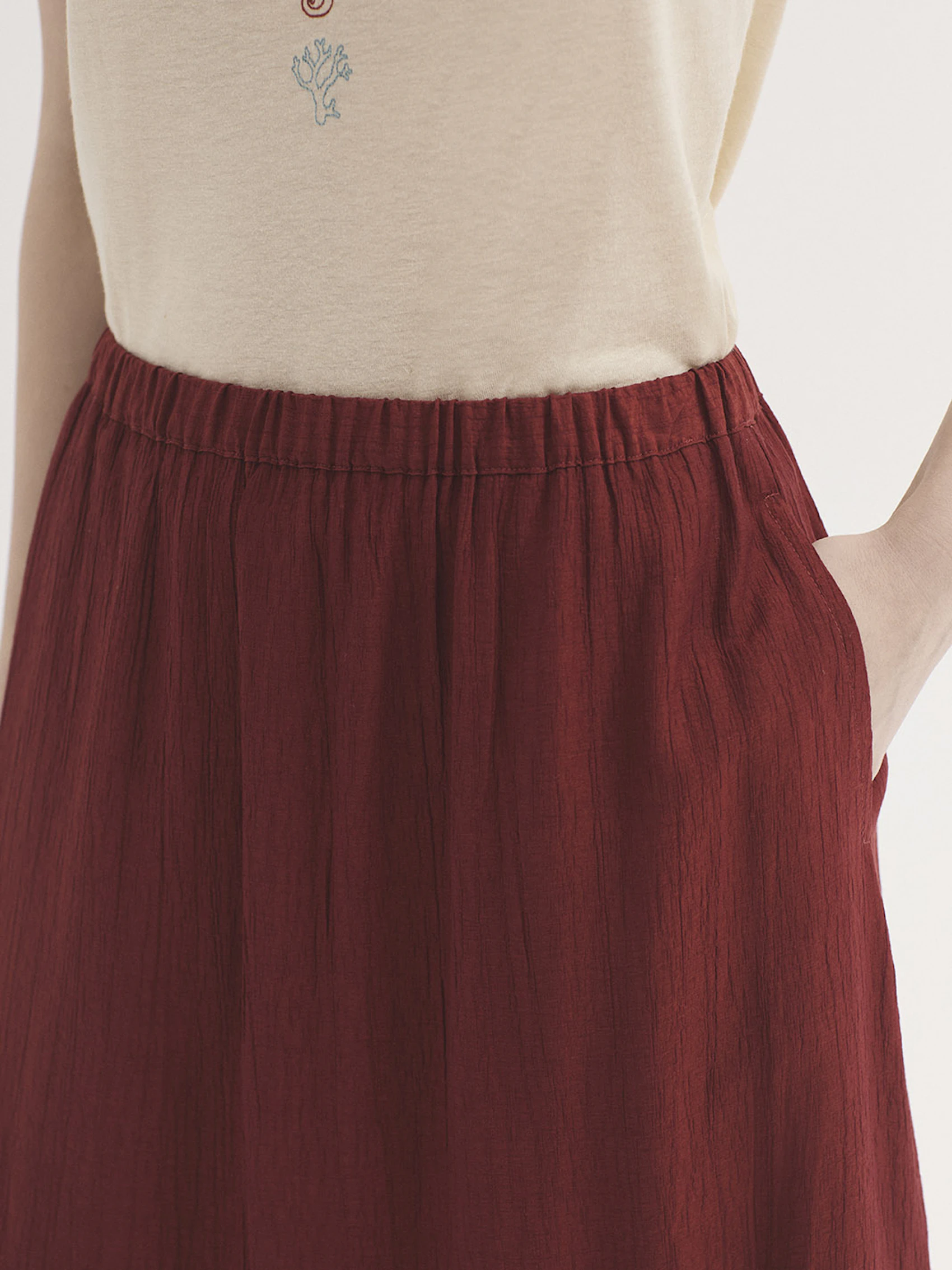 Falda con volante de bambula en viscosa y nylon