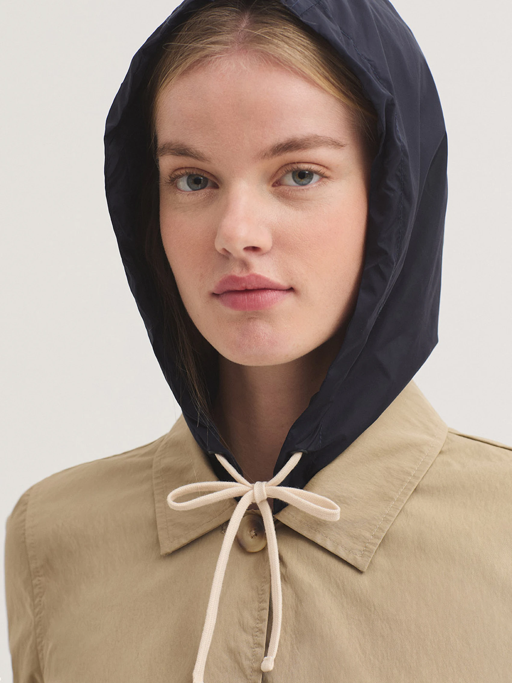 Trench double-face