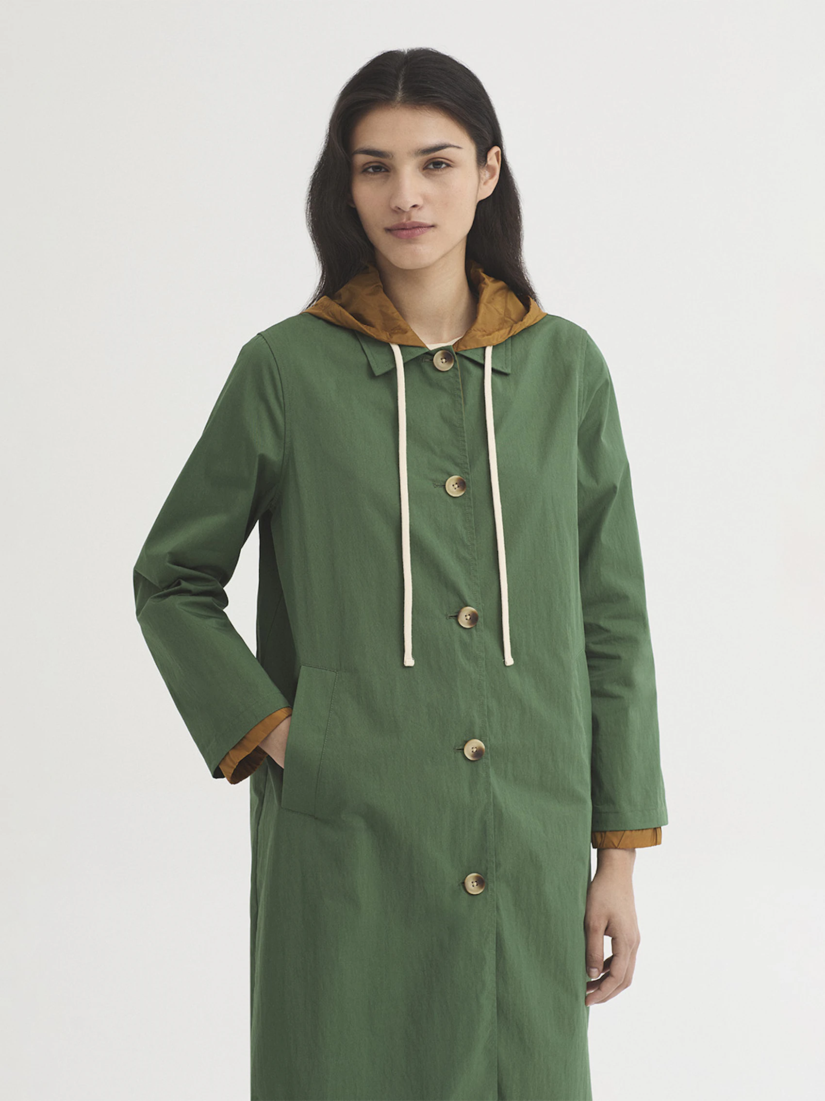 Trench reversible