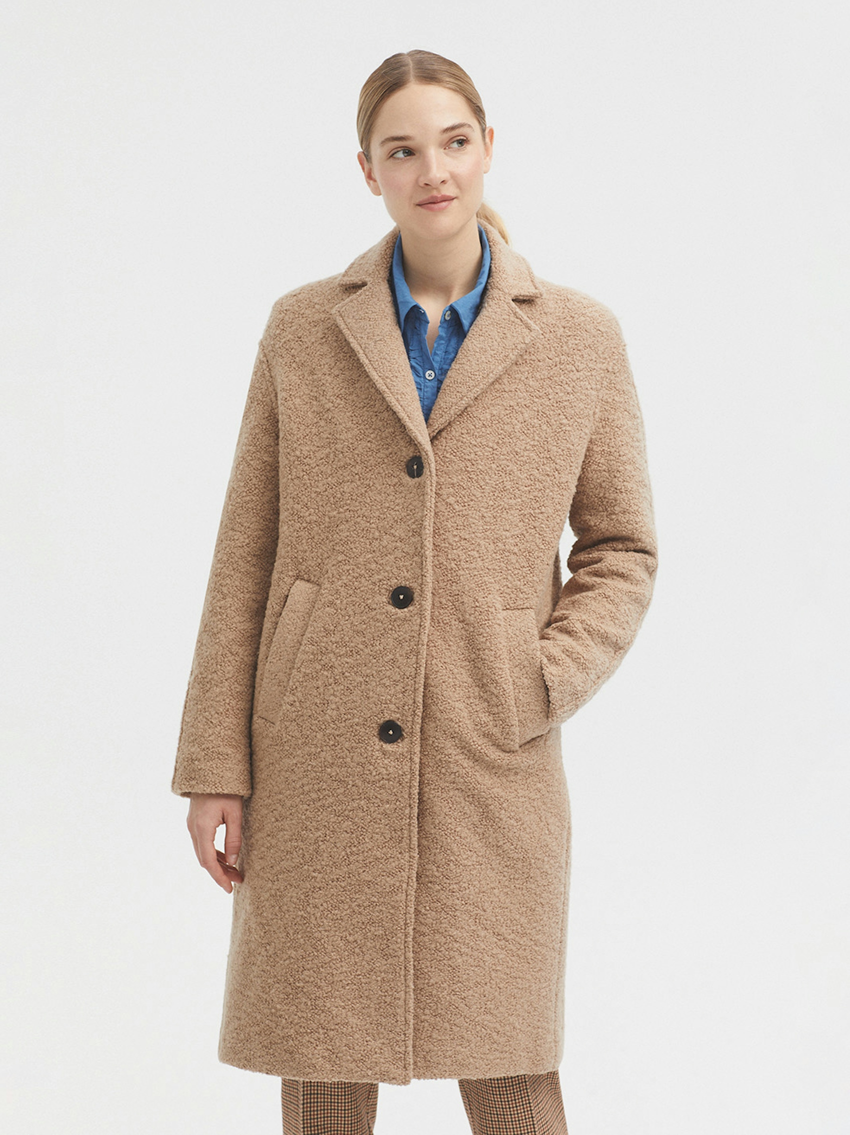 Basic boucle coat