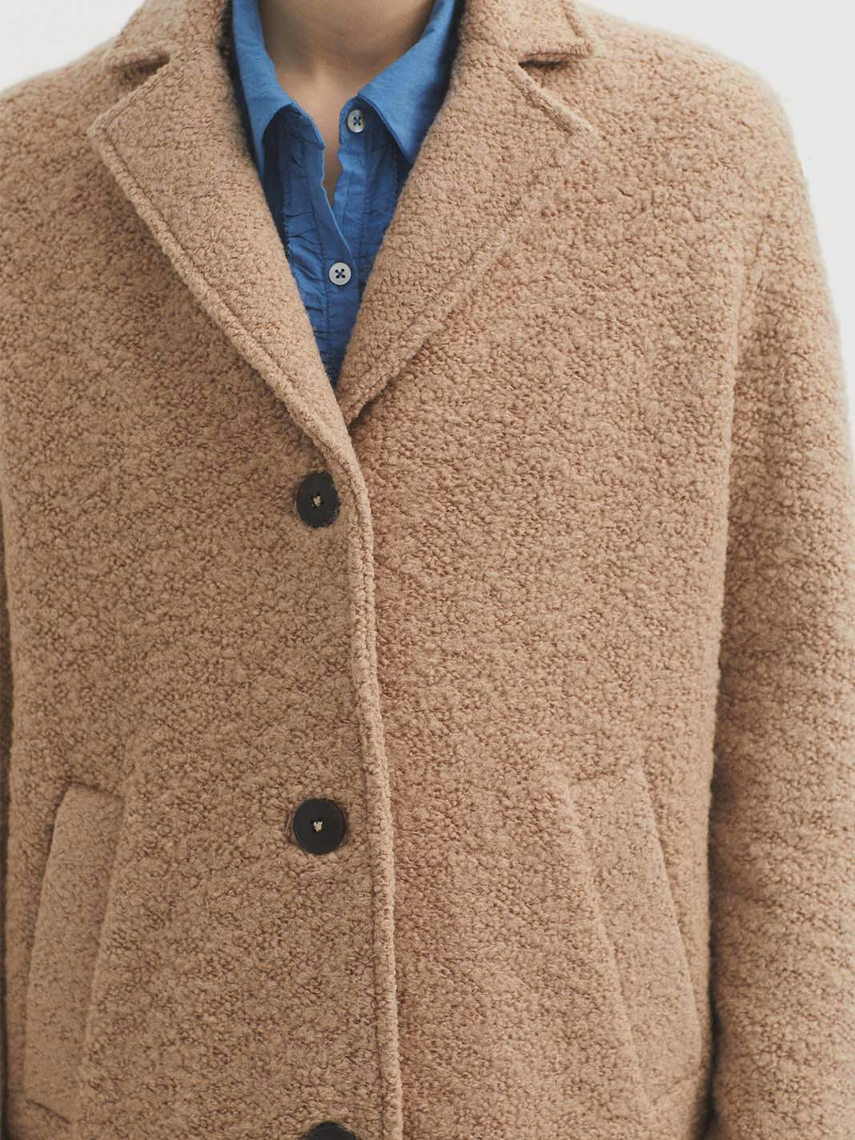 Basic boucle coat