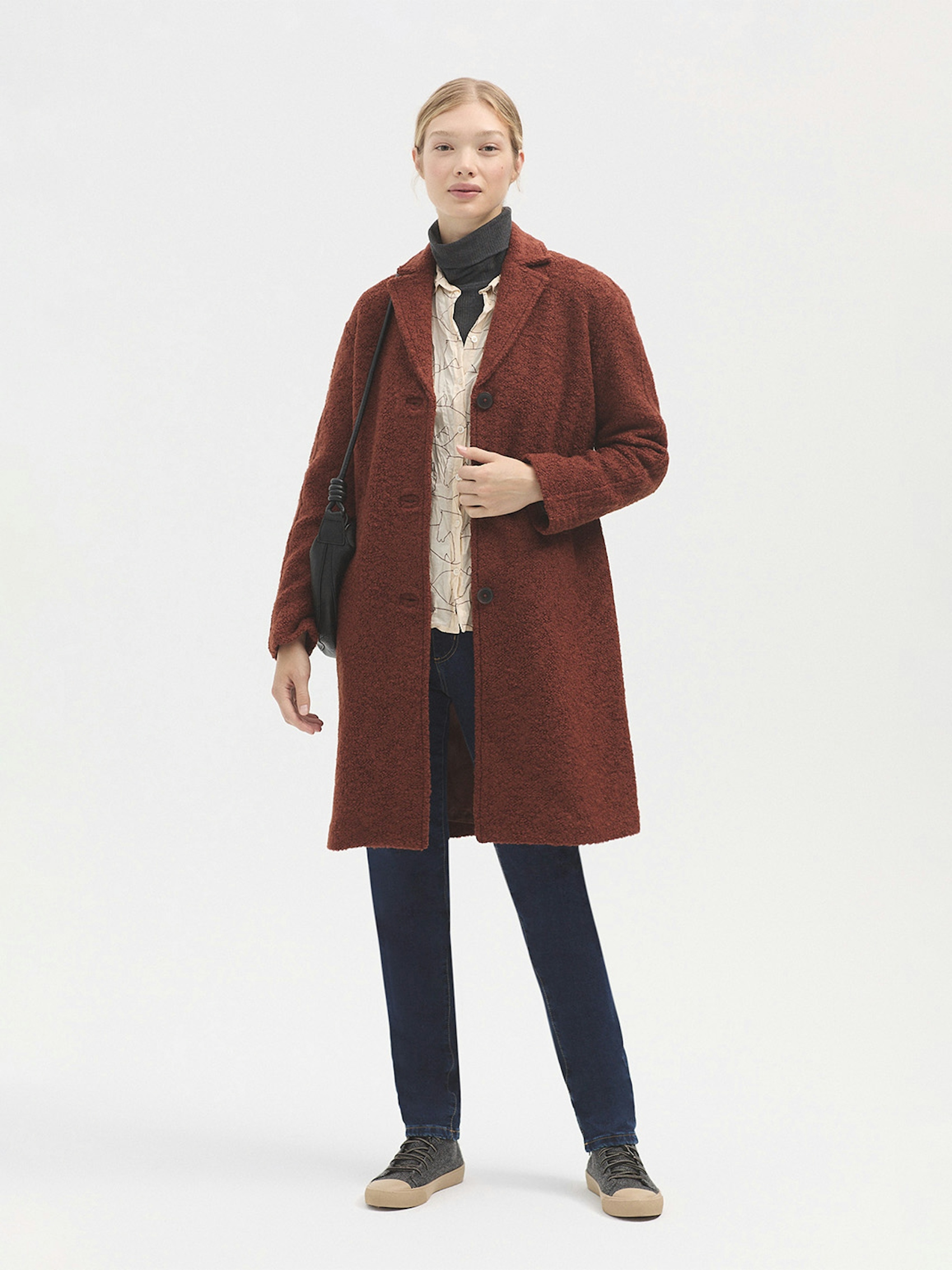 Basic boucle coat