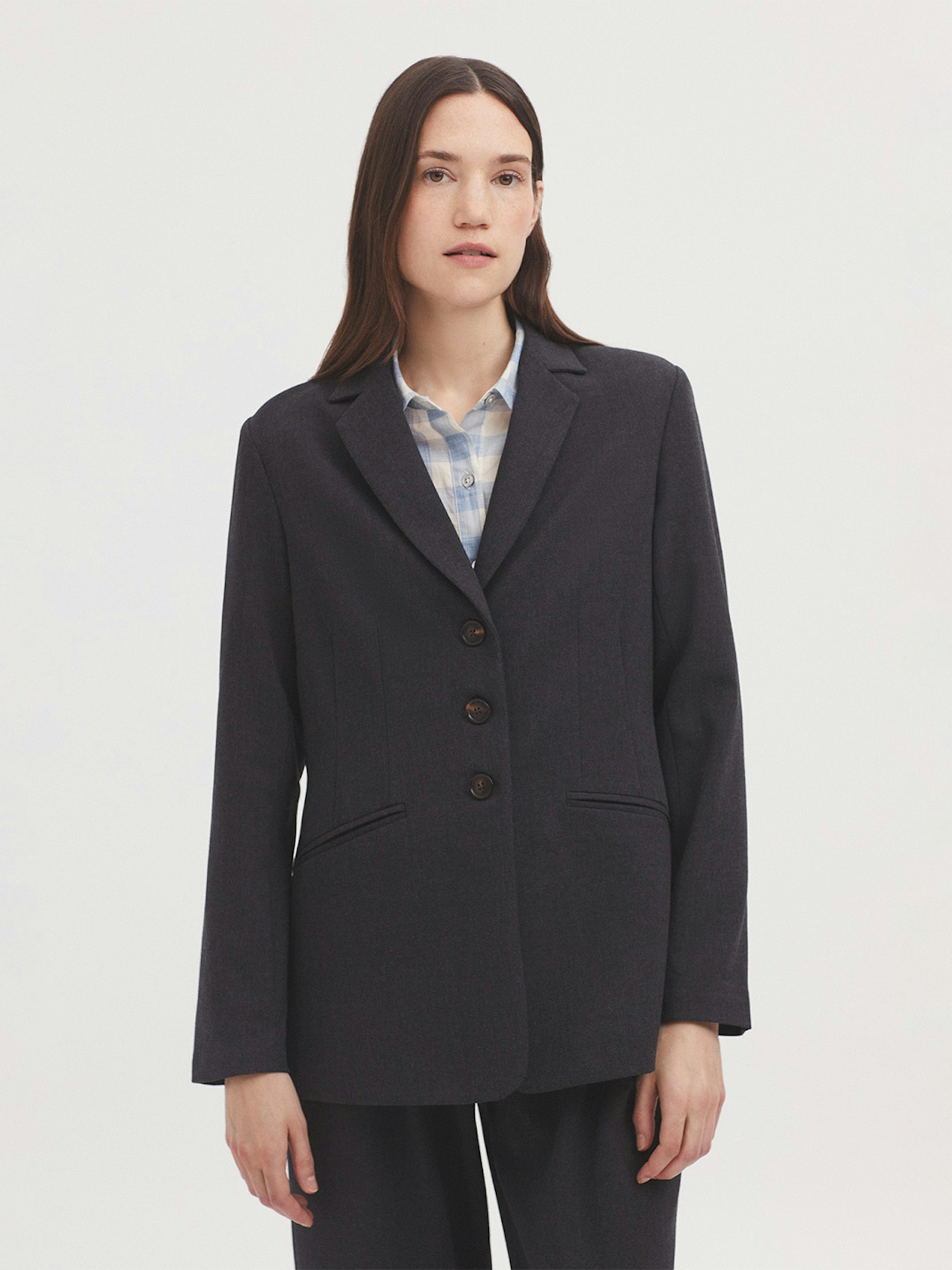 Grey flannel fitted blazer 4