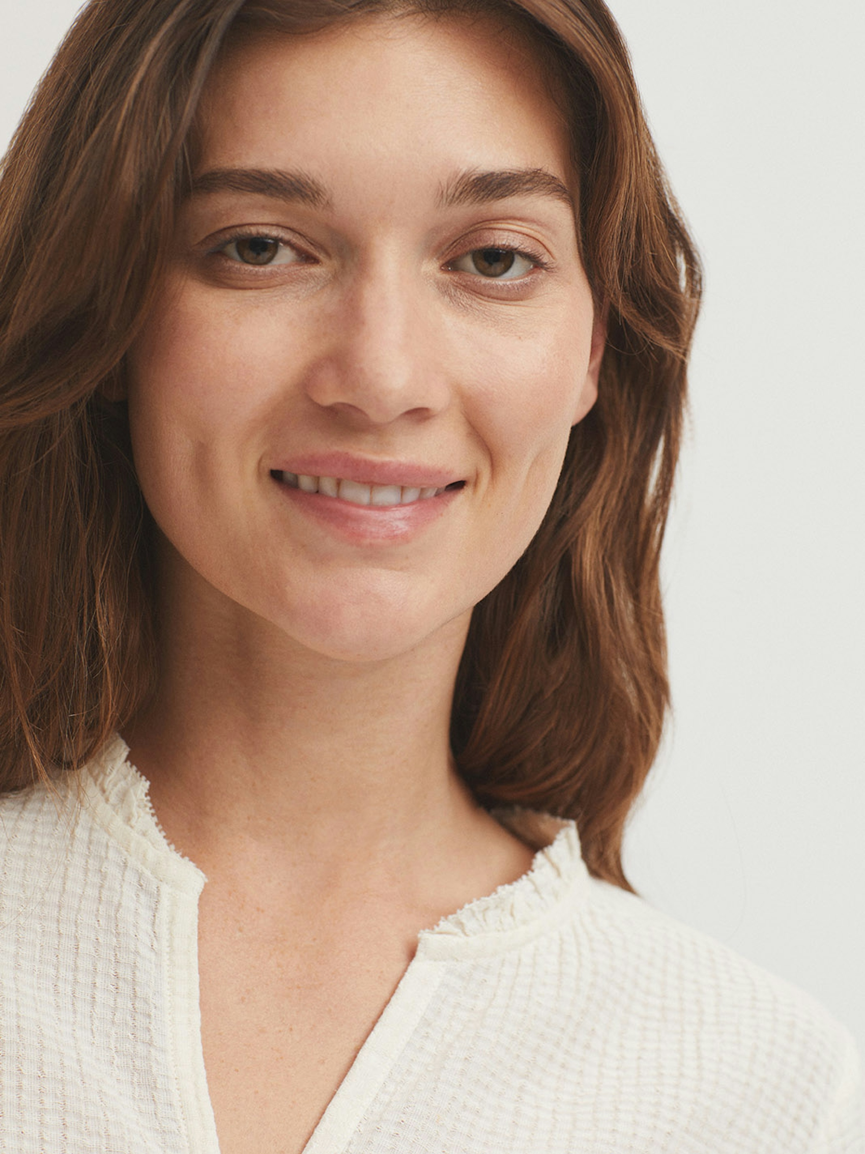 Ruffled collar cotton blouse