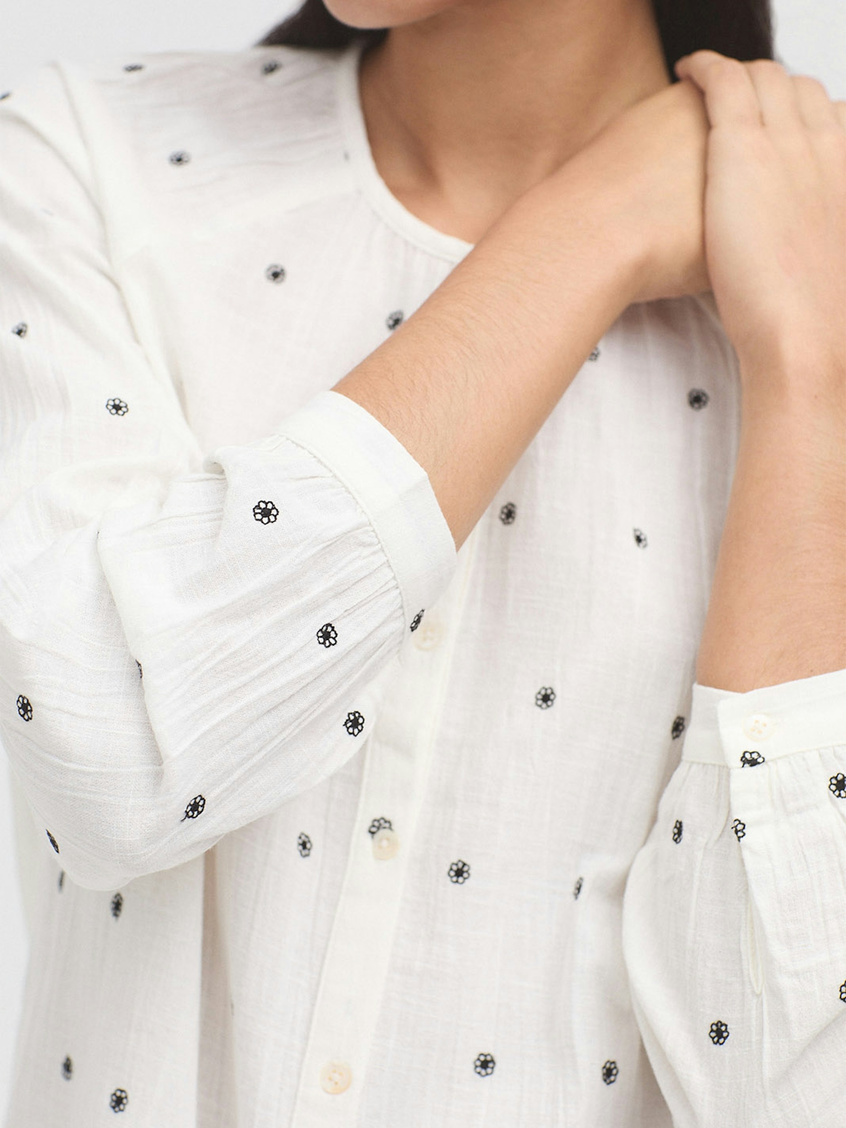 Blusa bordado flores