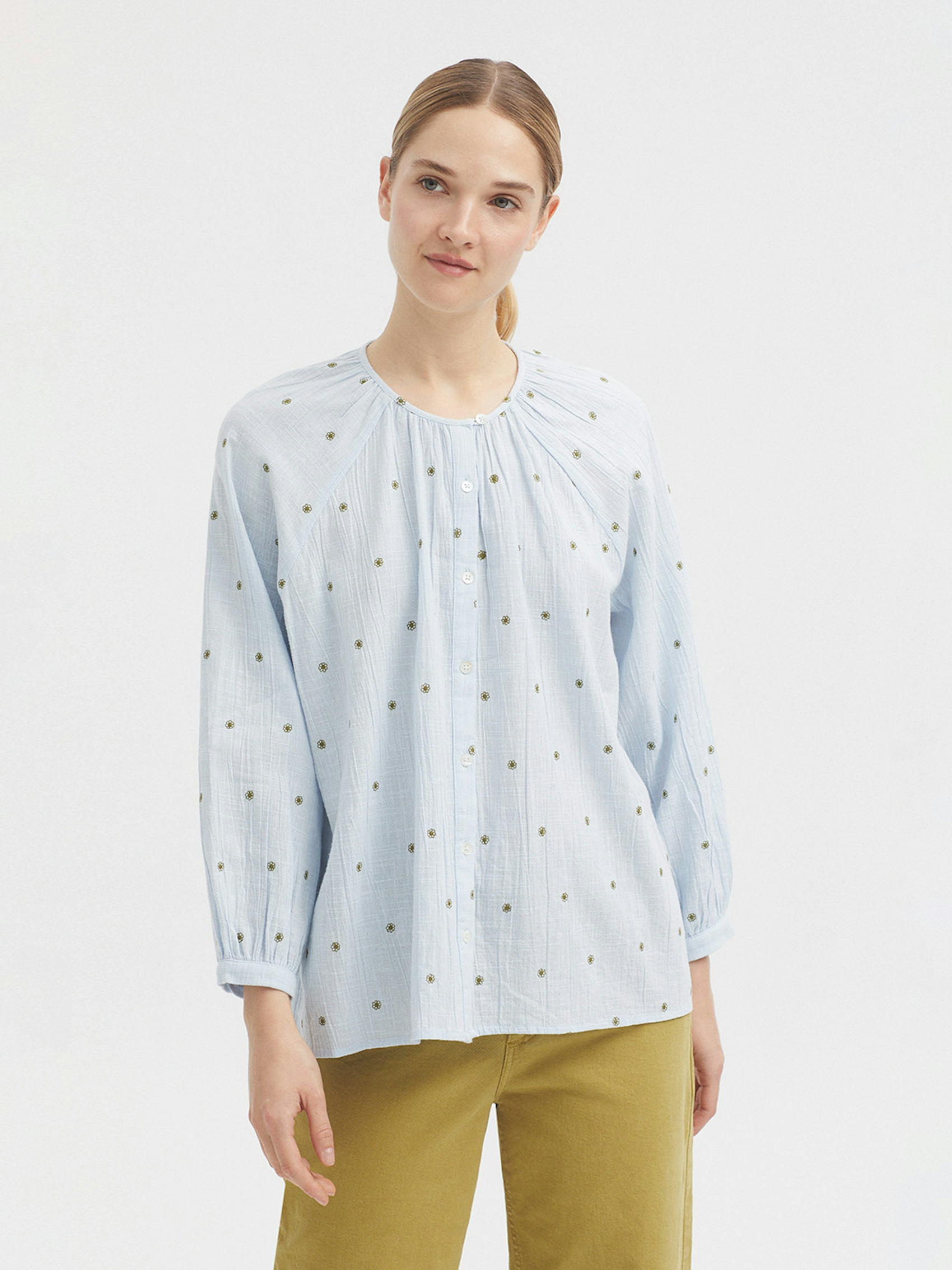 Floral embroidered blouse 2