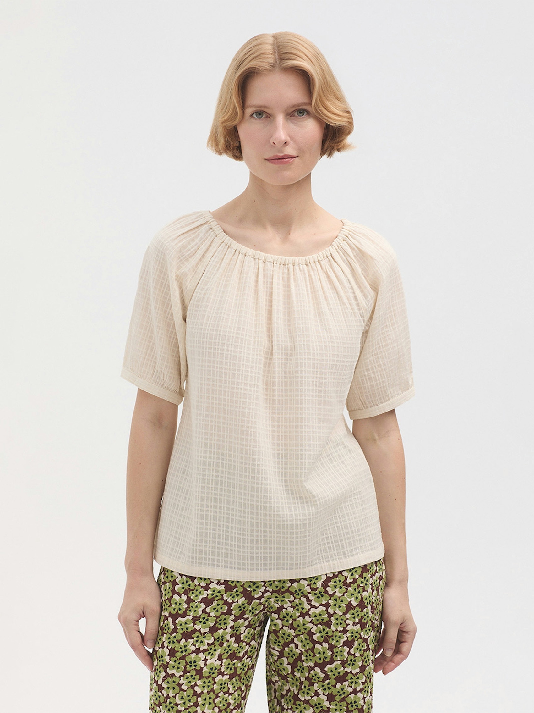 Blusa cuello barca