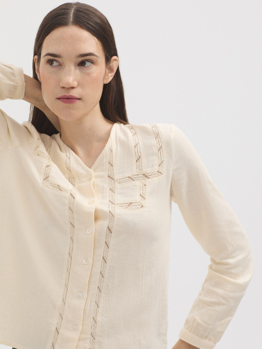 Chemisier Blanc Dentelle Vintage - Taille 38/40, 100% Polyester, Transparent Ajouré, Très Bon état