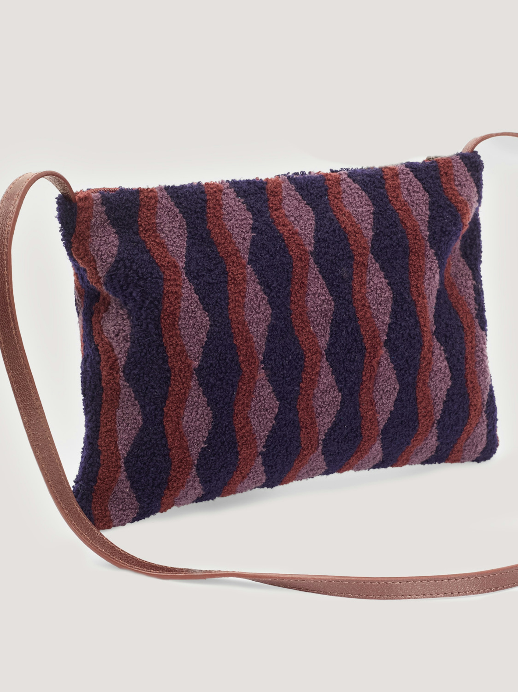Endless Column bag