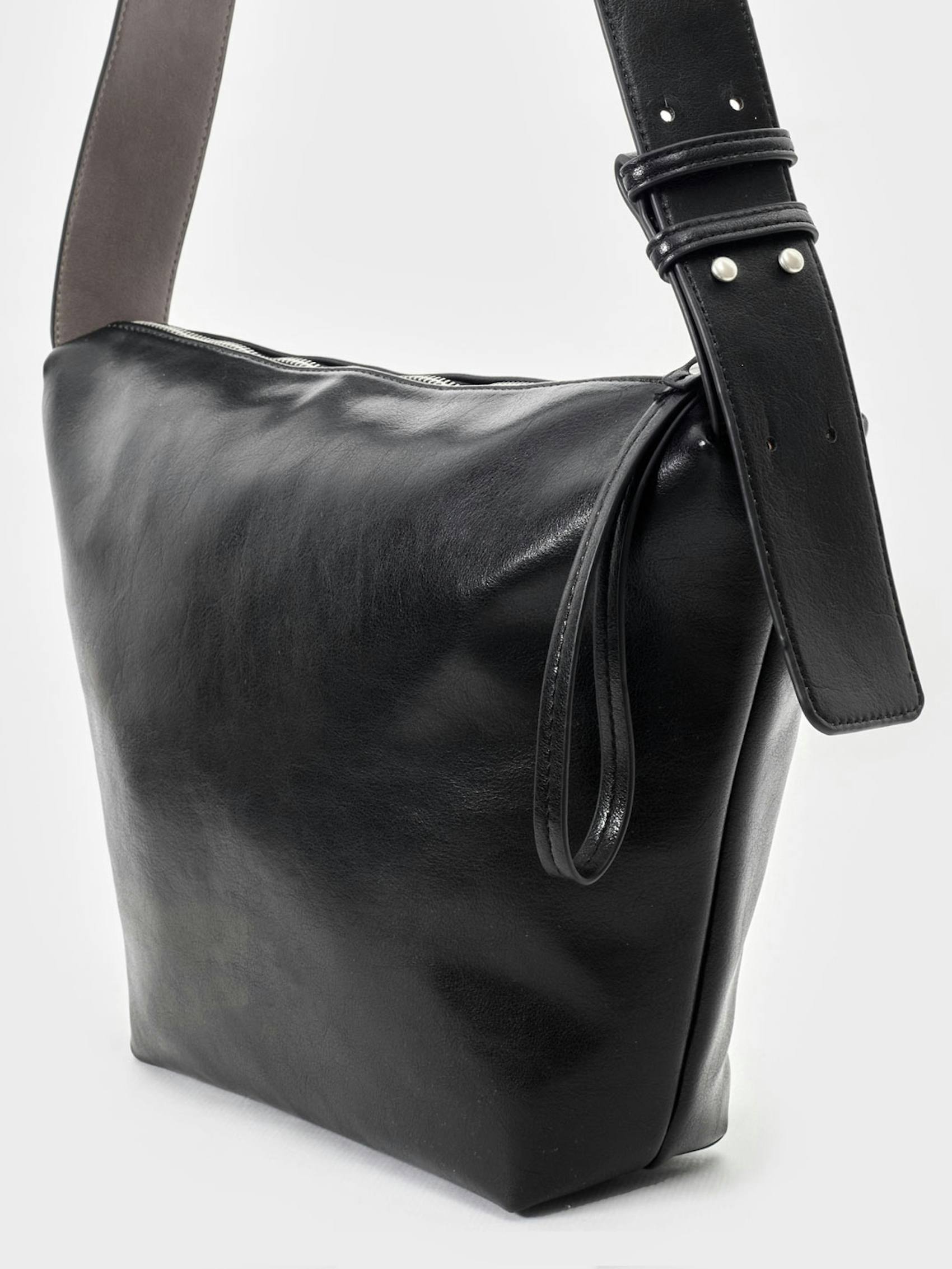 Bolso bandolera contraste