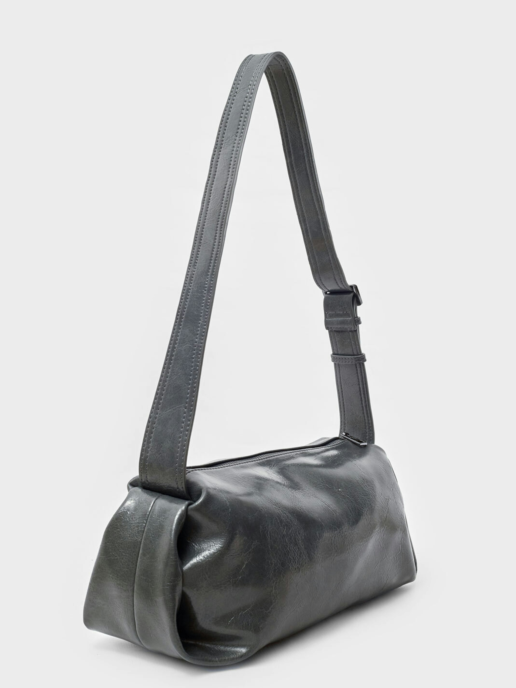 Bolso detalle lateral 4