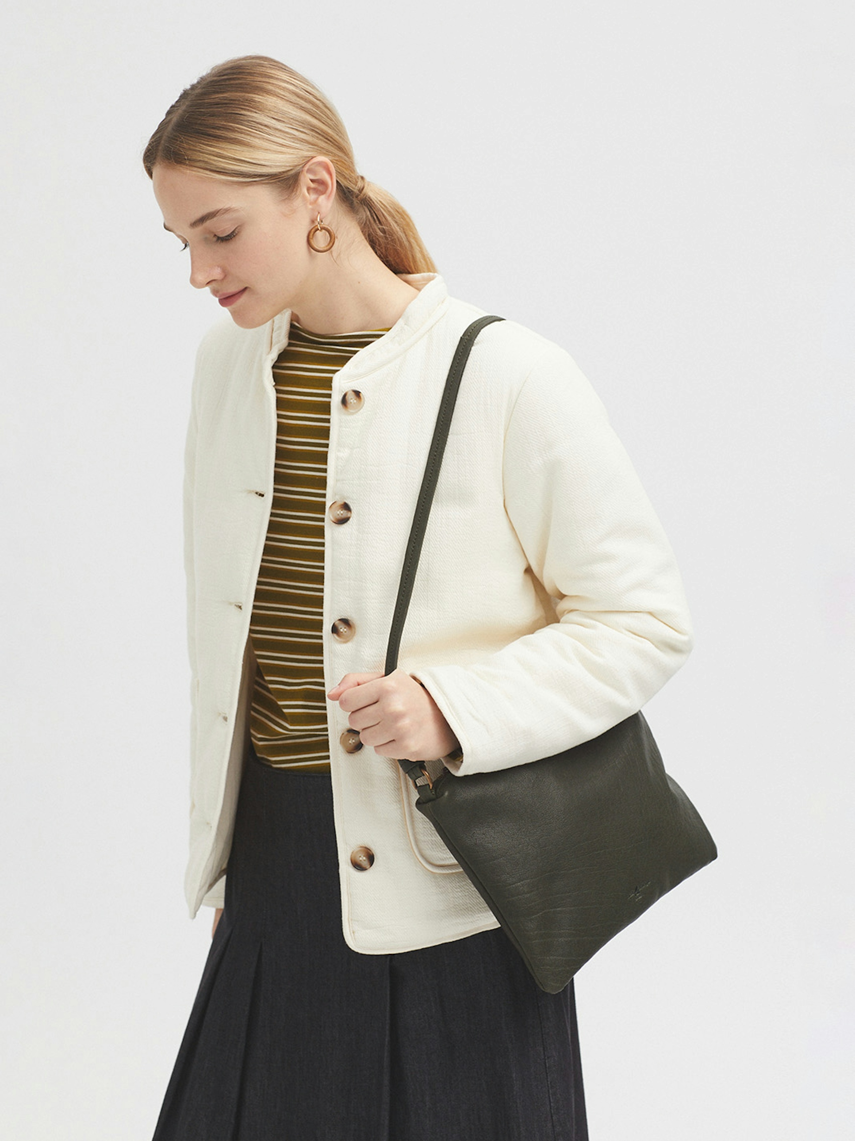 Knot detailing leather bag