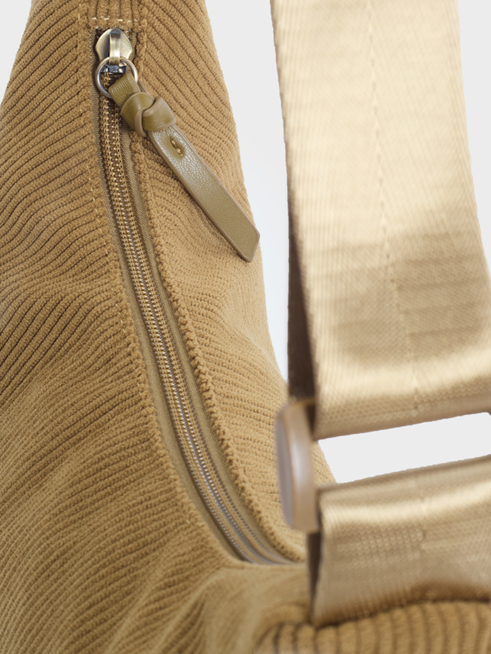 Bolso riñonera de pana
