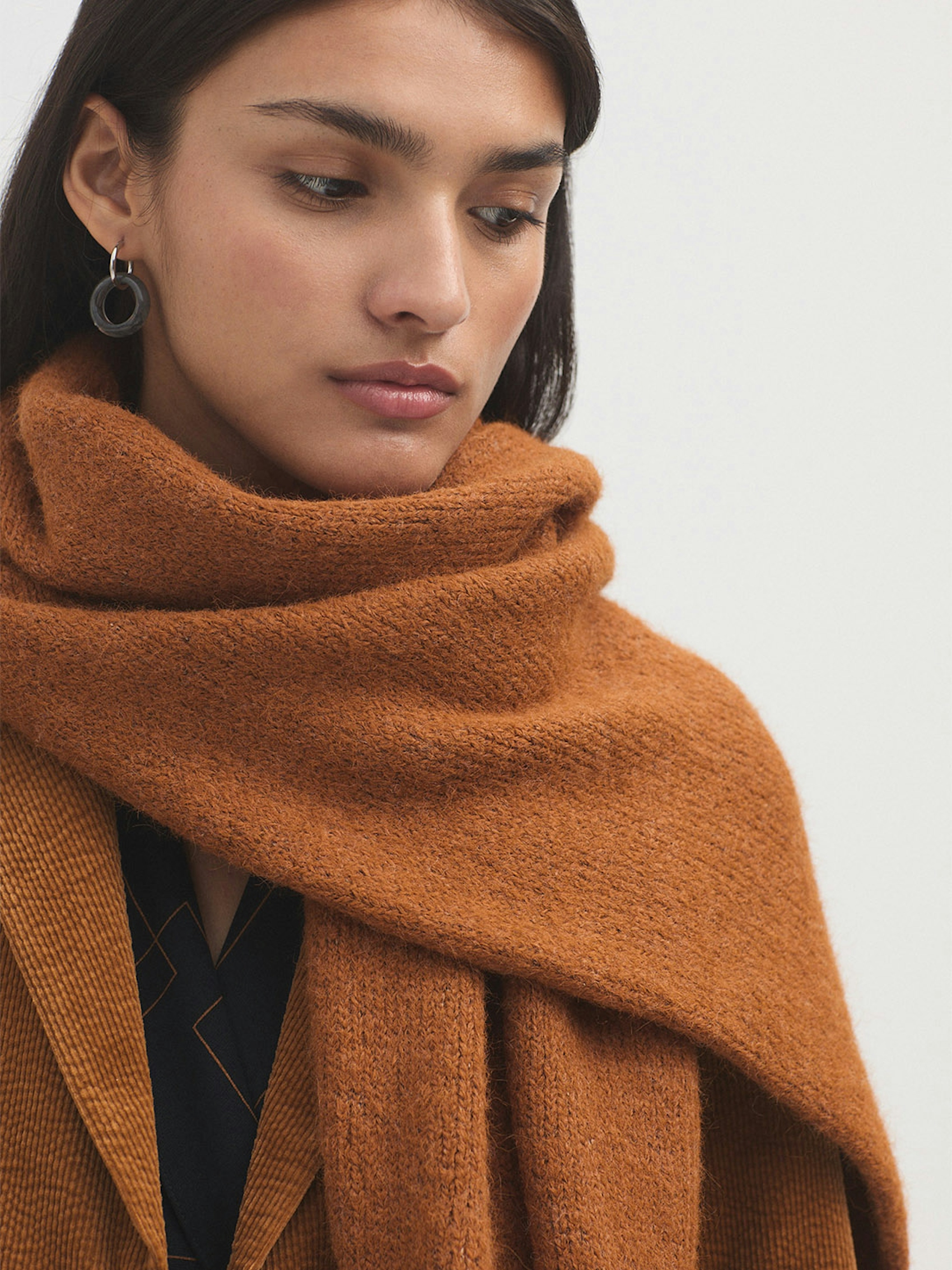 Plain scarf 1