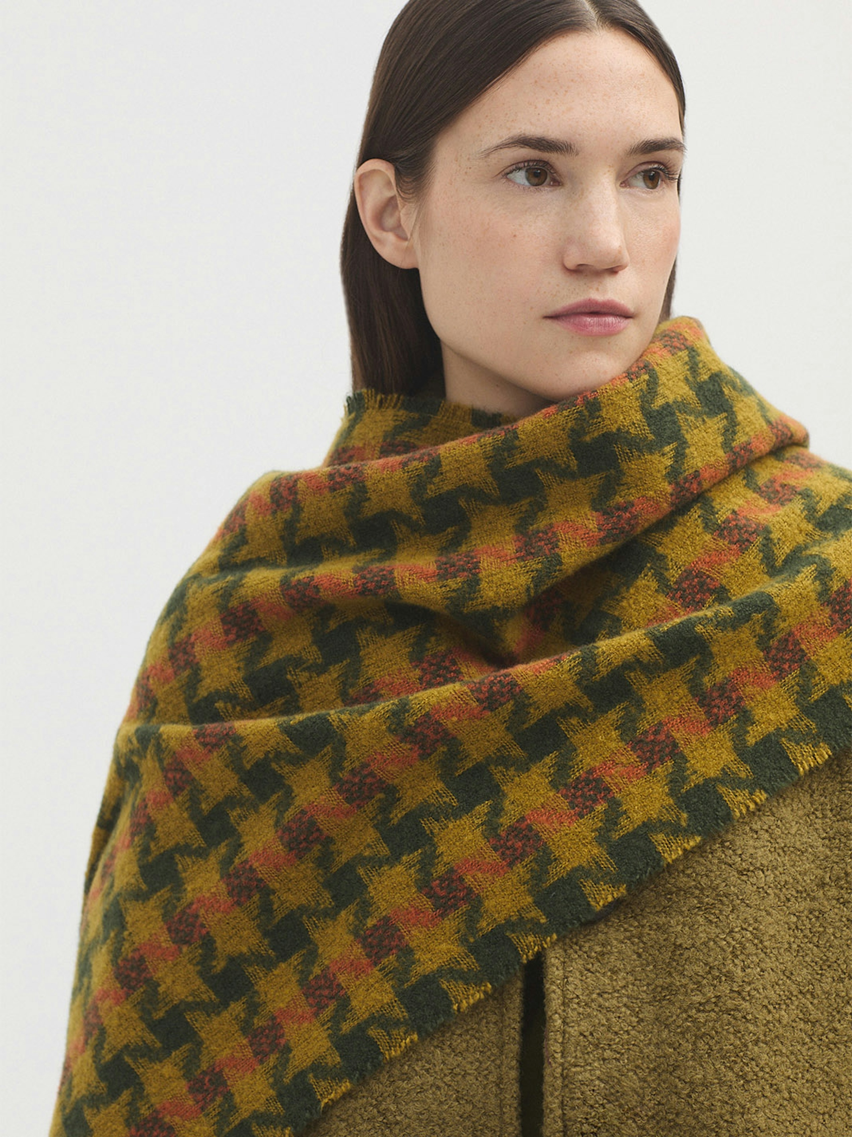 Houndstooth scarf