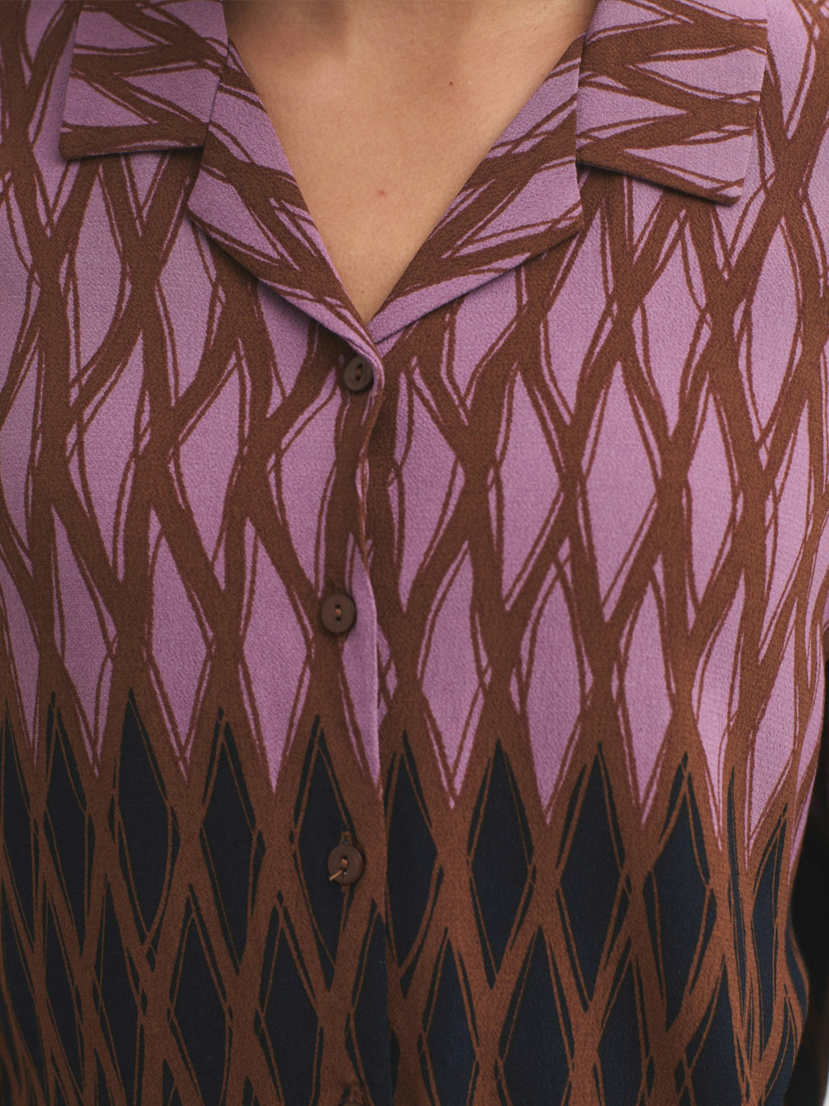 Endless Column panneau shirt 2