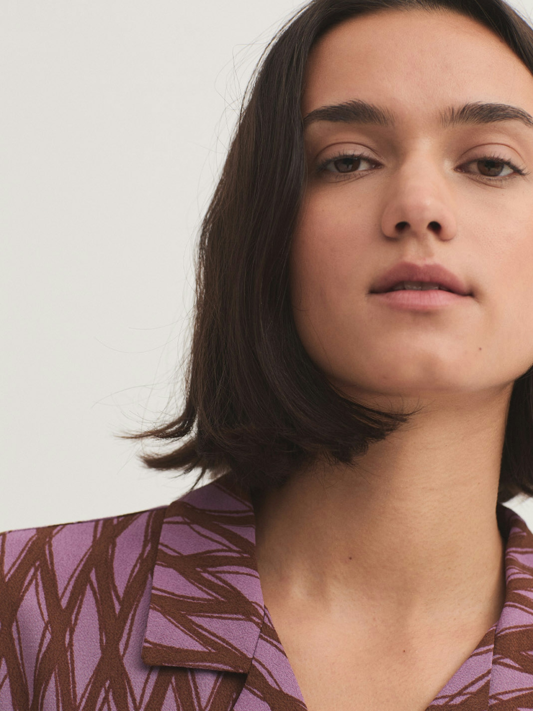 Endless Column panneau shirt 3