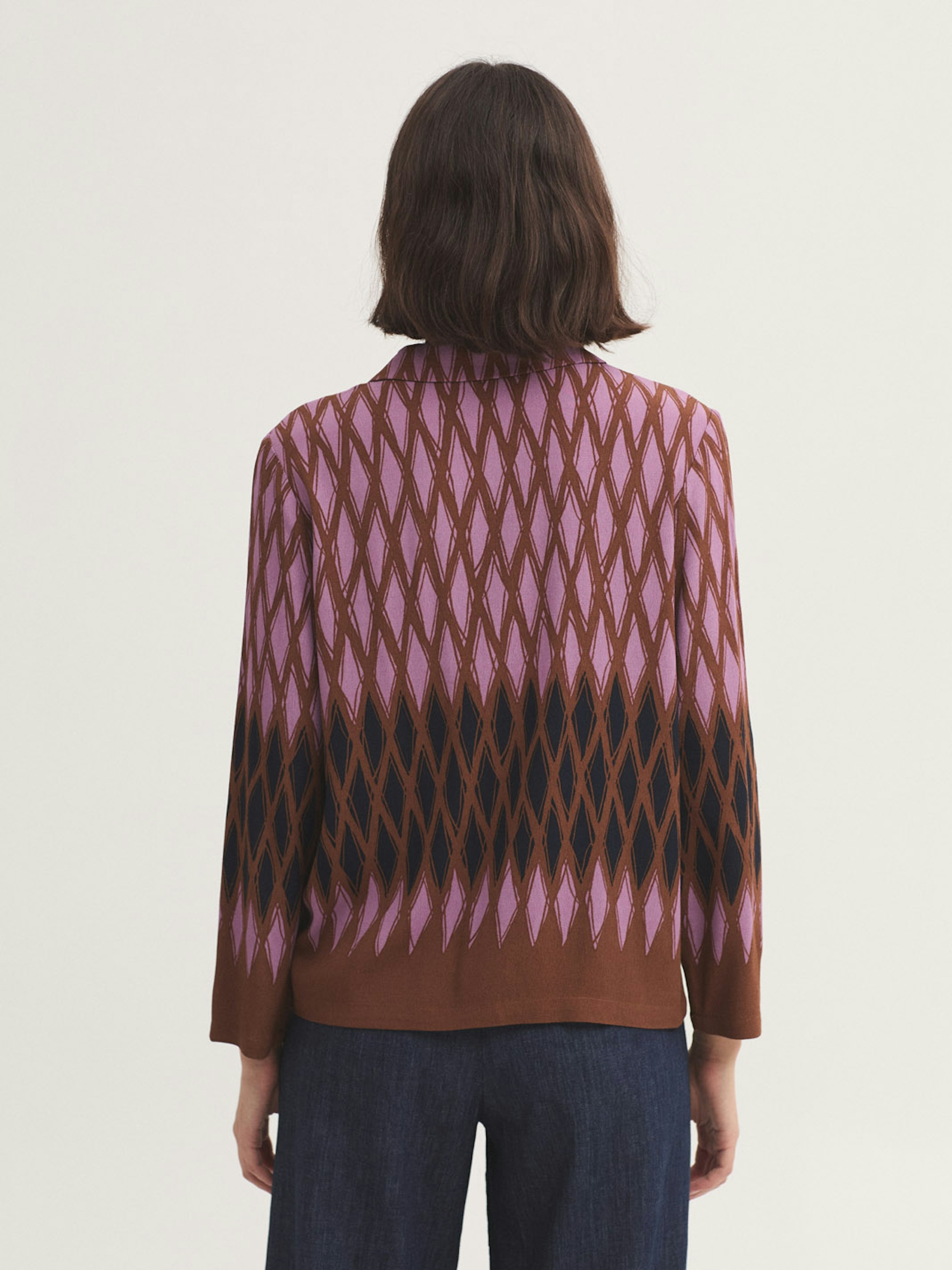 Endless Column panneau shirt 4