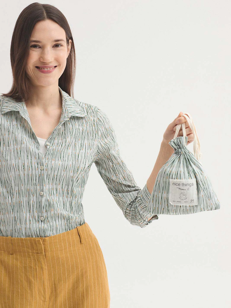 Camisa básica #99 Pine Needles