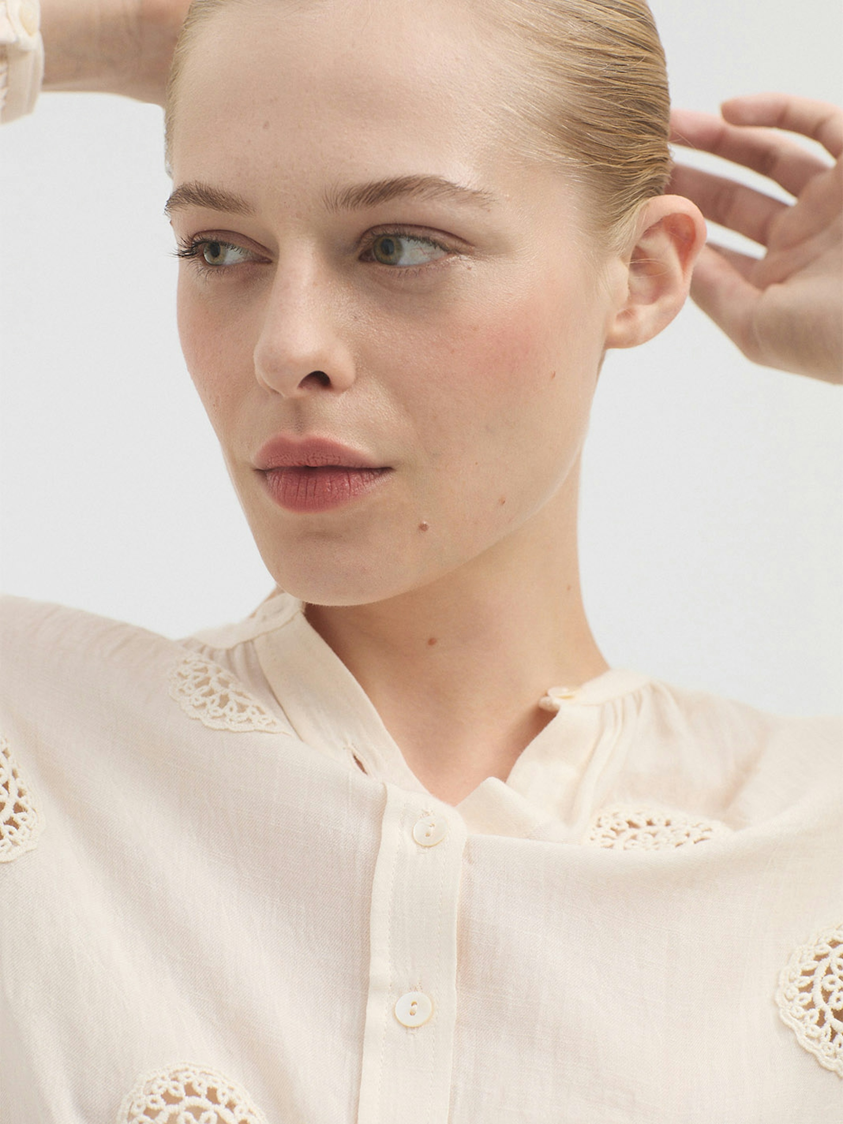 Camicia fiori cotone BCI 2