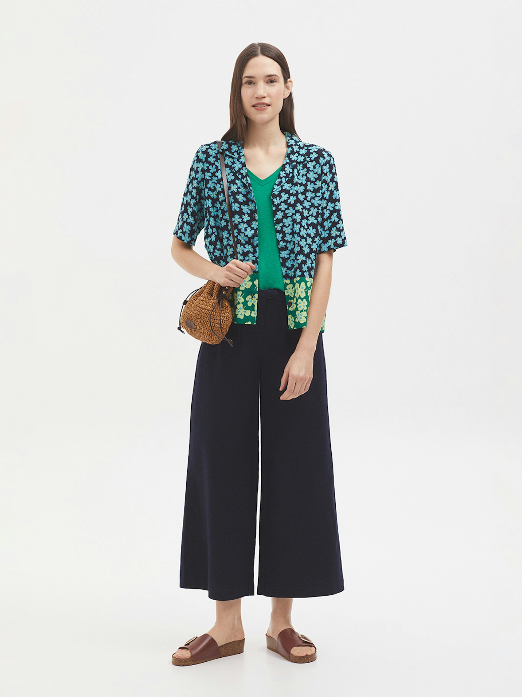 Lucky Clovers pannout shirt
