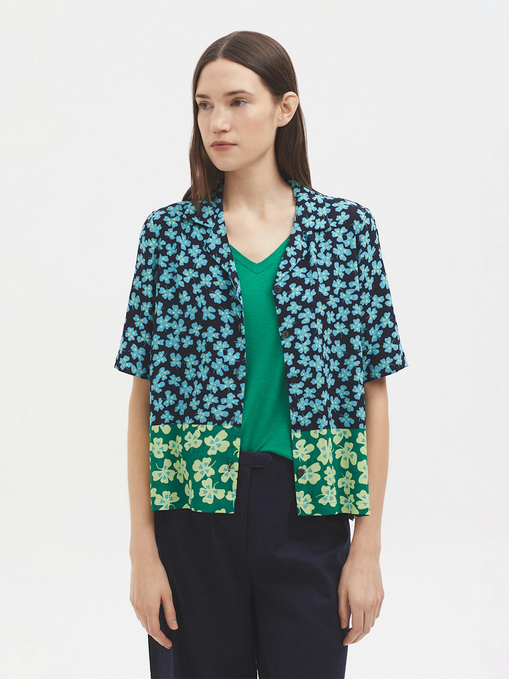 Lucky Clovers pannout shirt