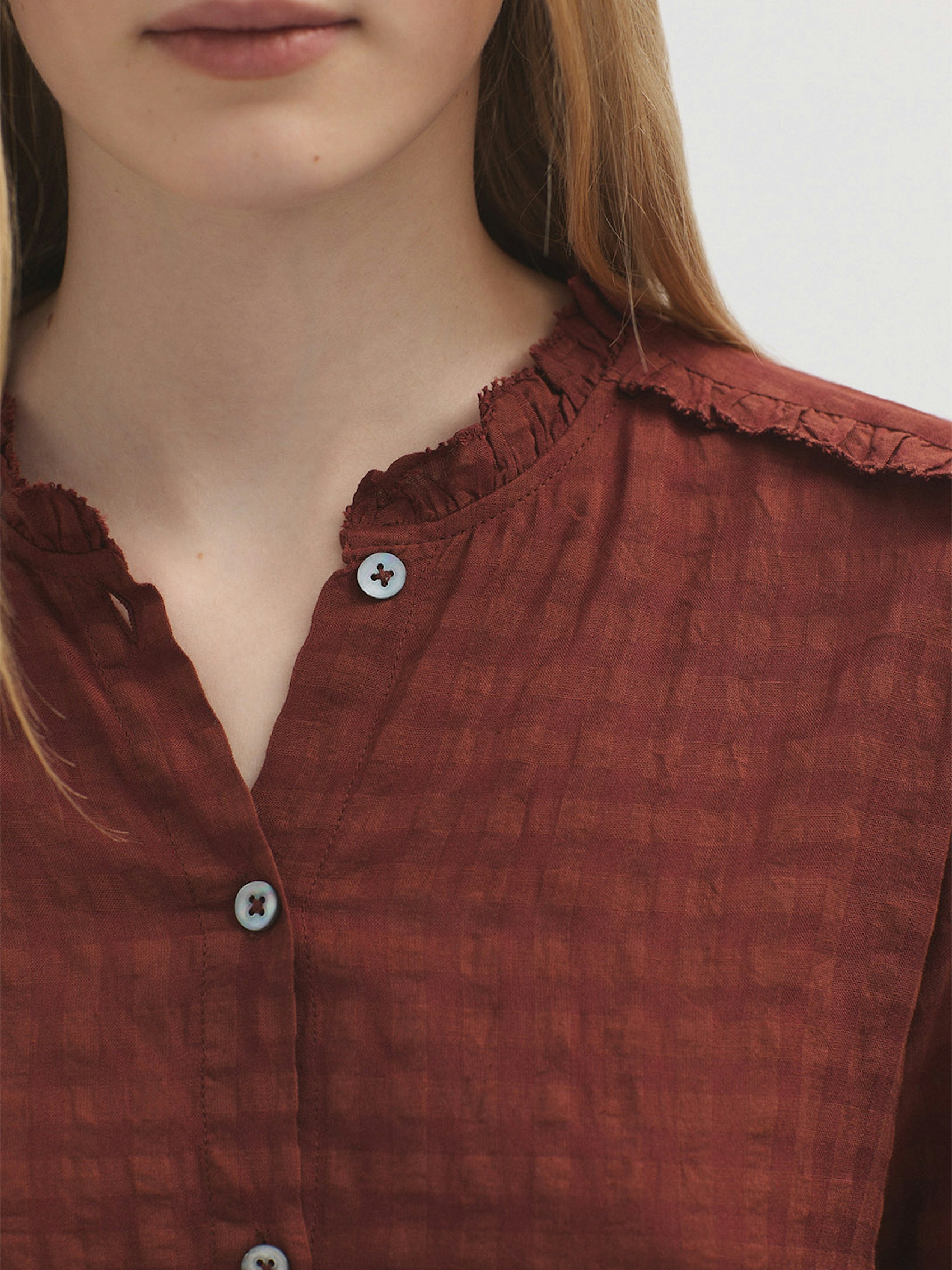 Camisa vichy volante cuello