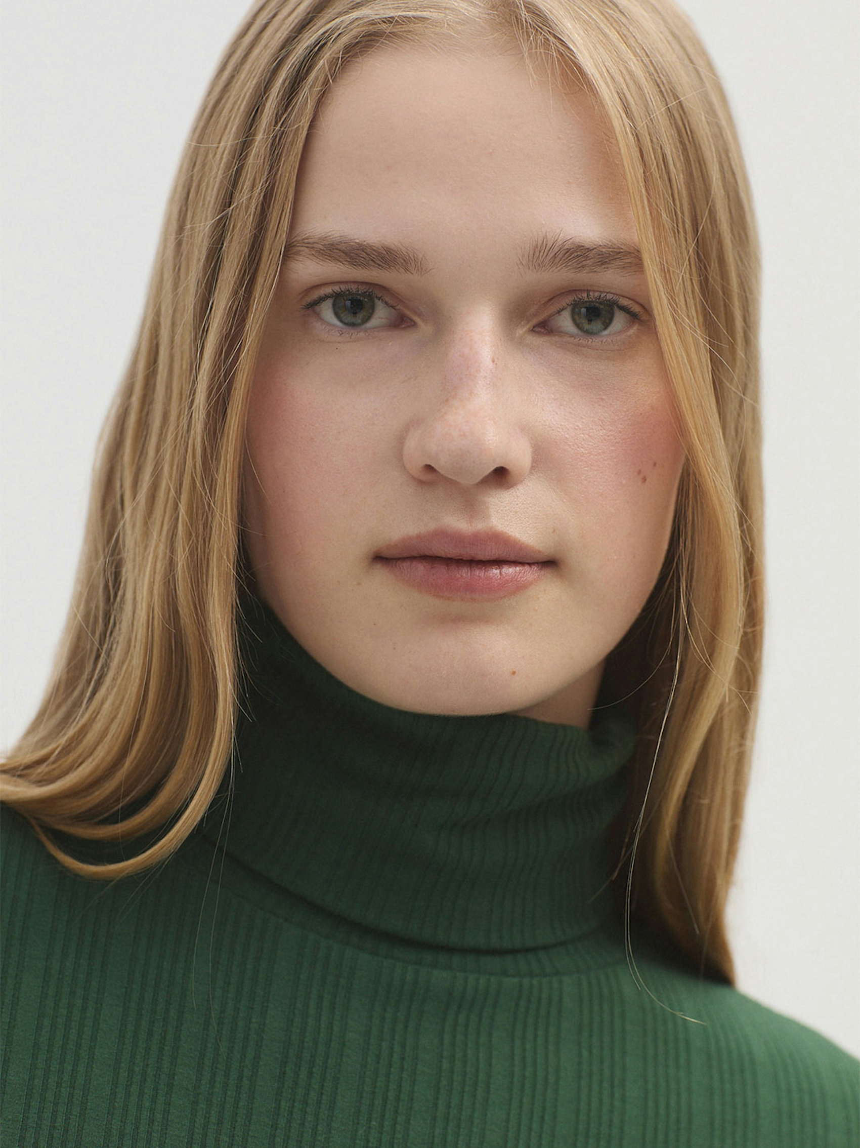 Ribbed roll neck top