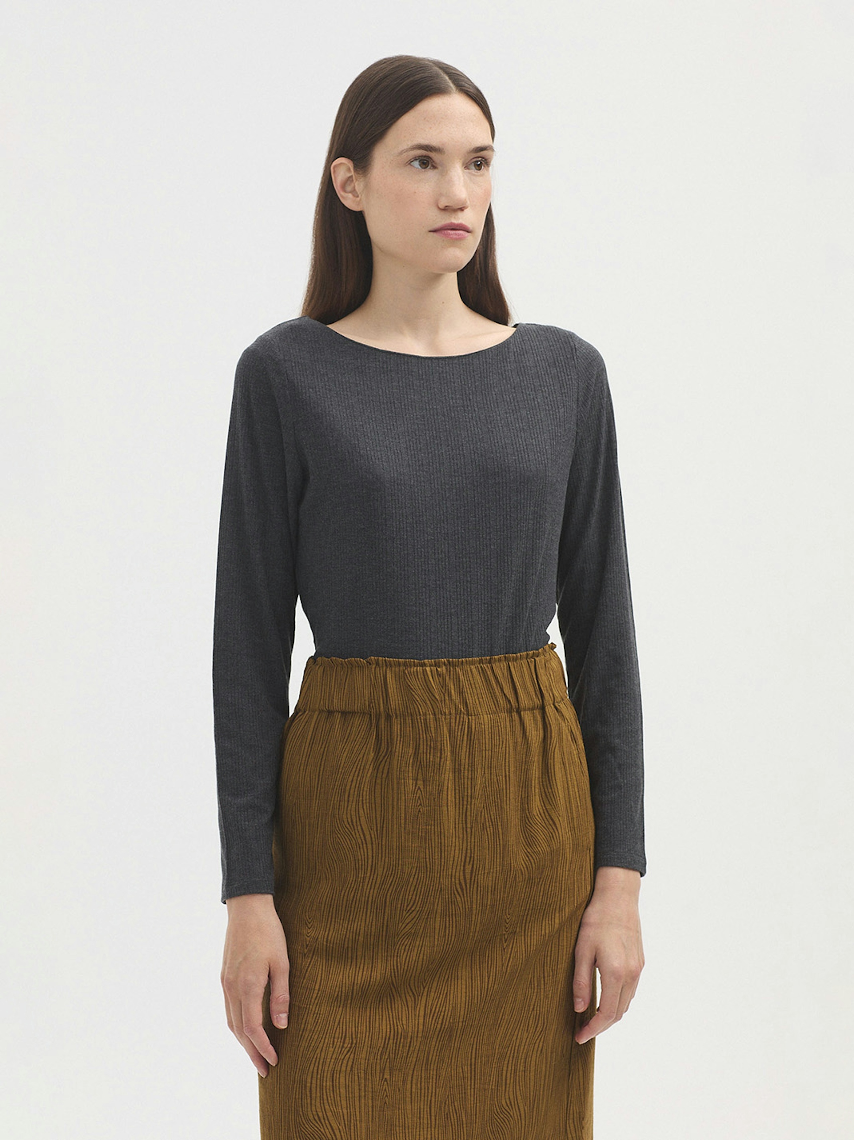 Ribbed boat neck top