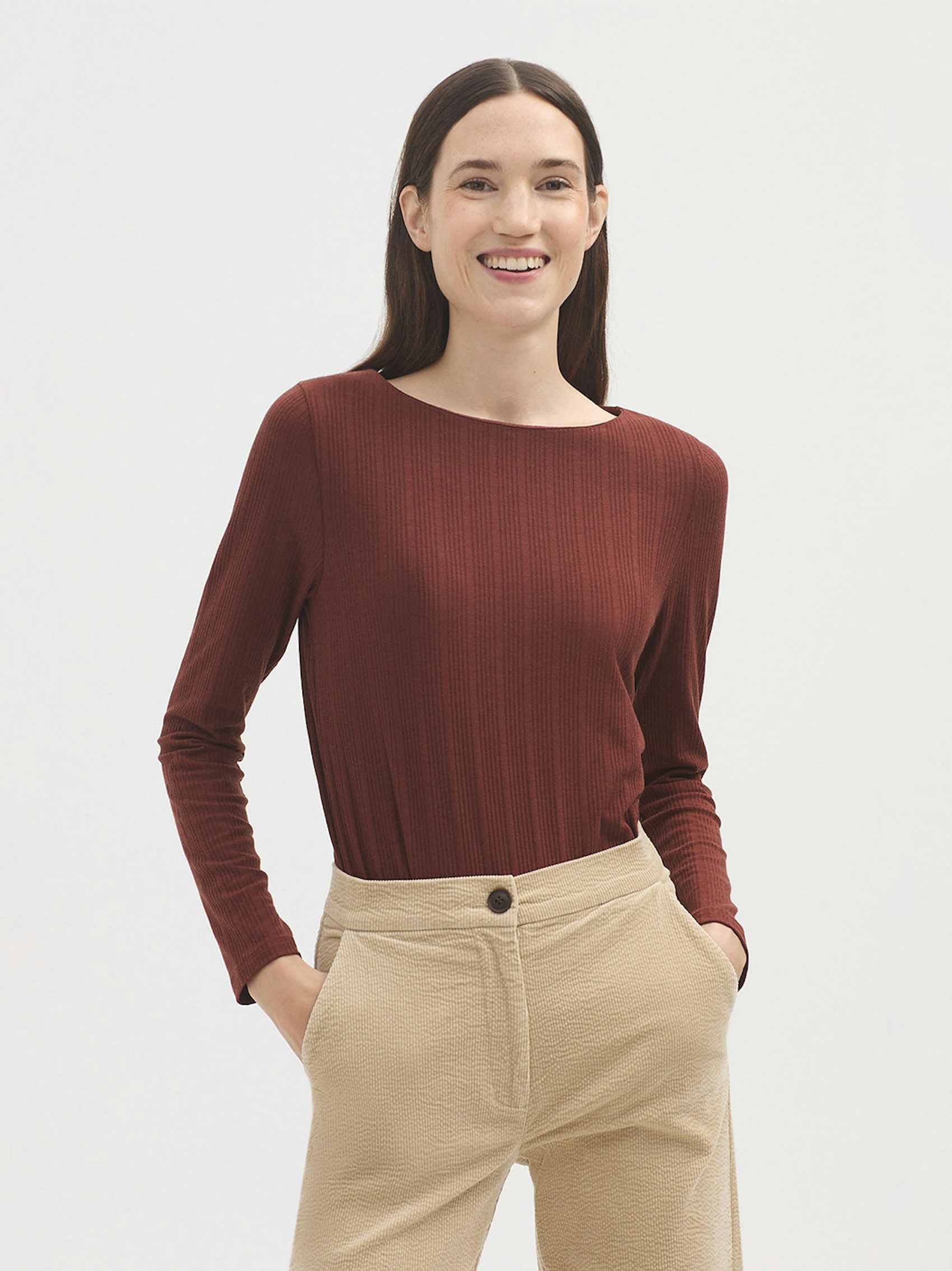 Ribbed boat neck top