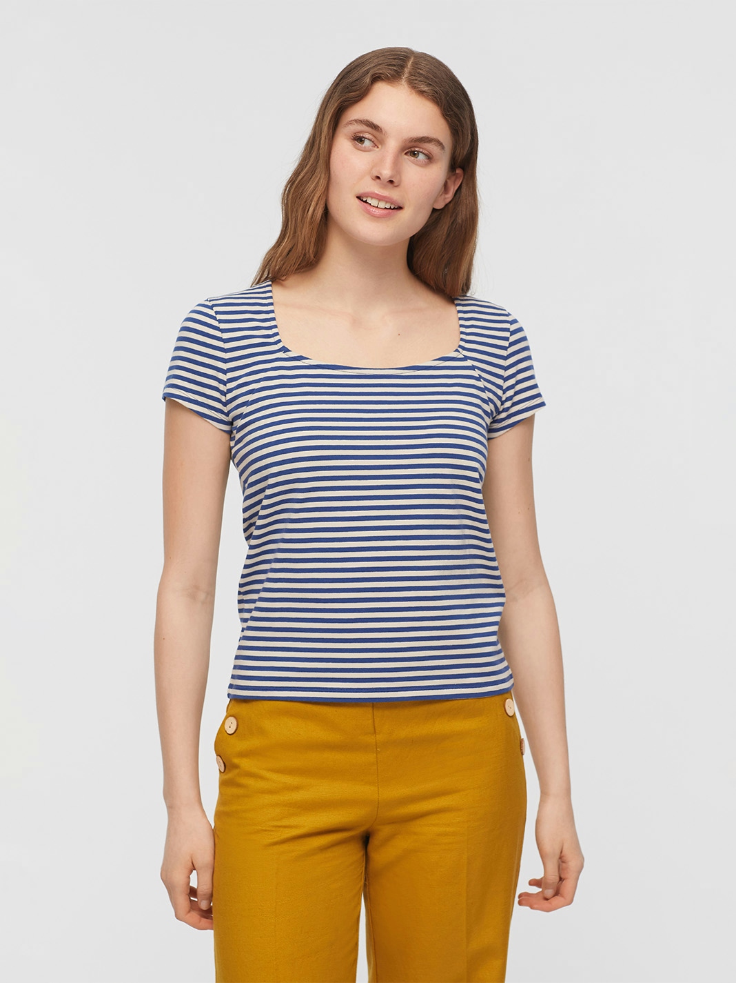 Striped neckline t-shirt