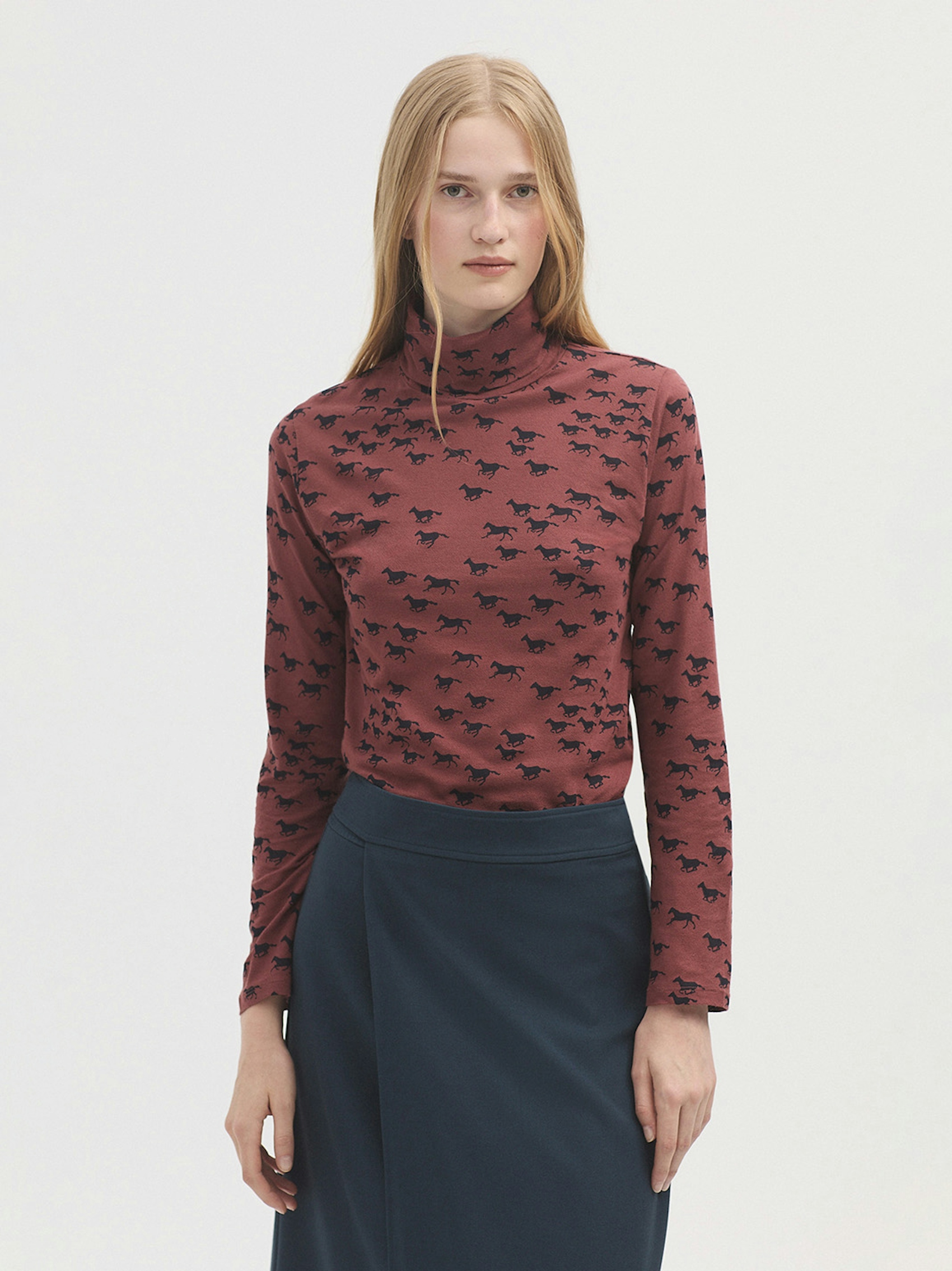 Camiseta espuma cuello alto