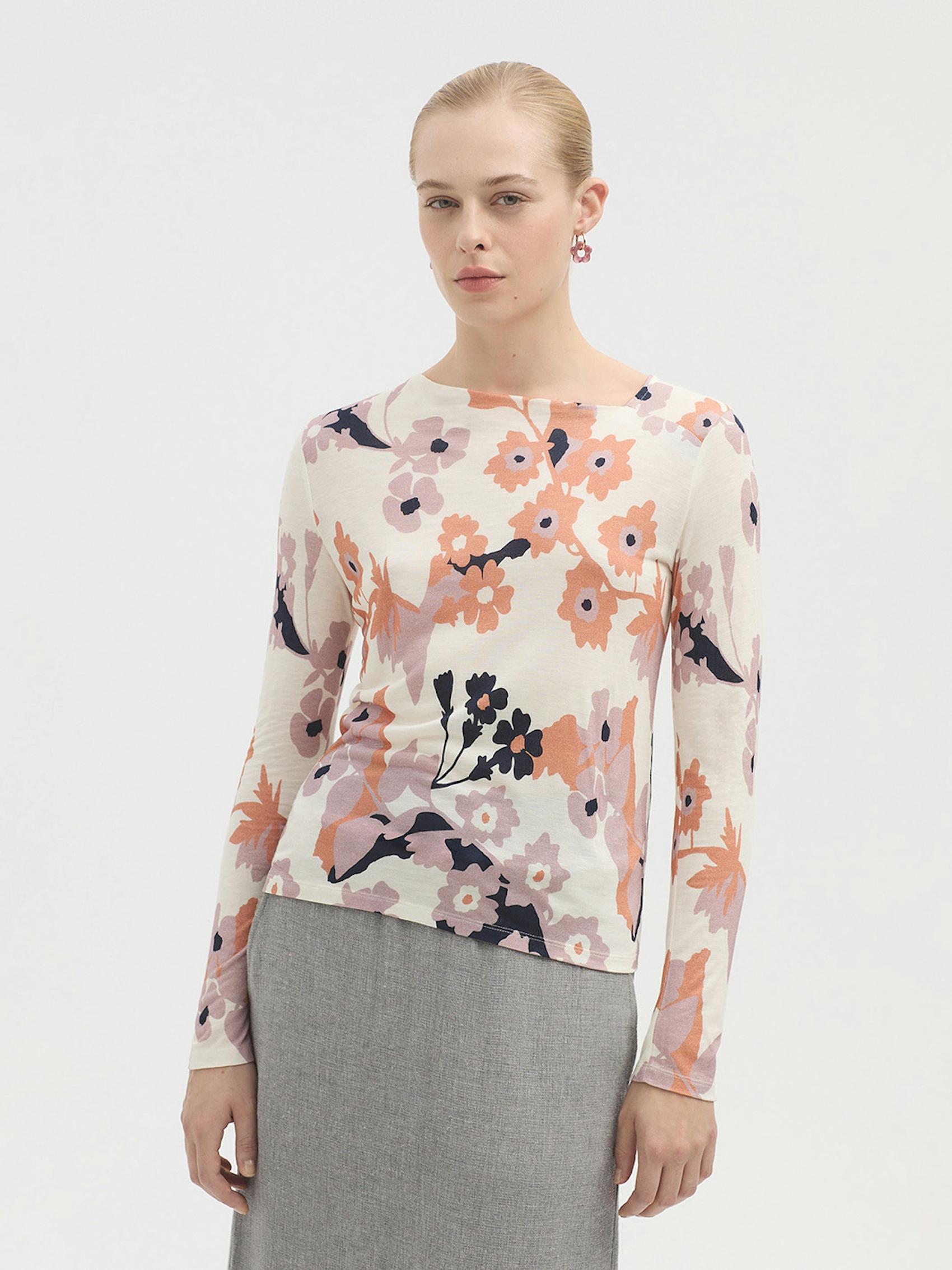 Flowers wool top