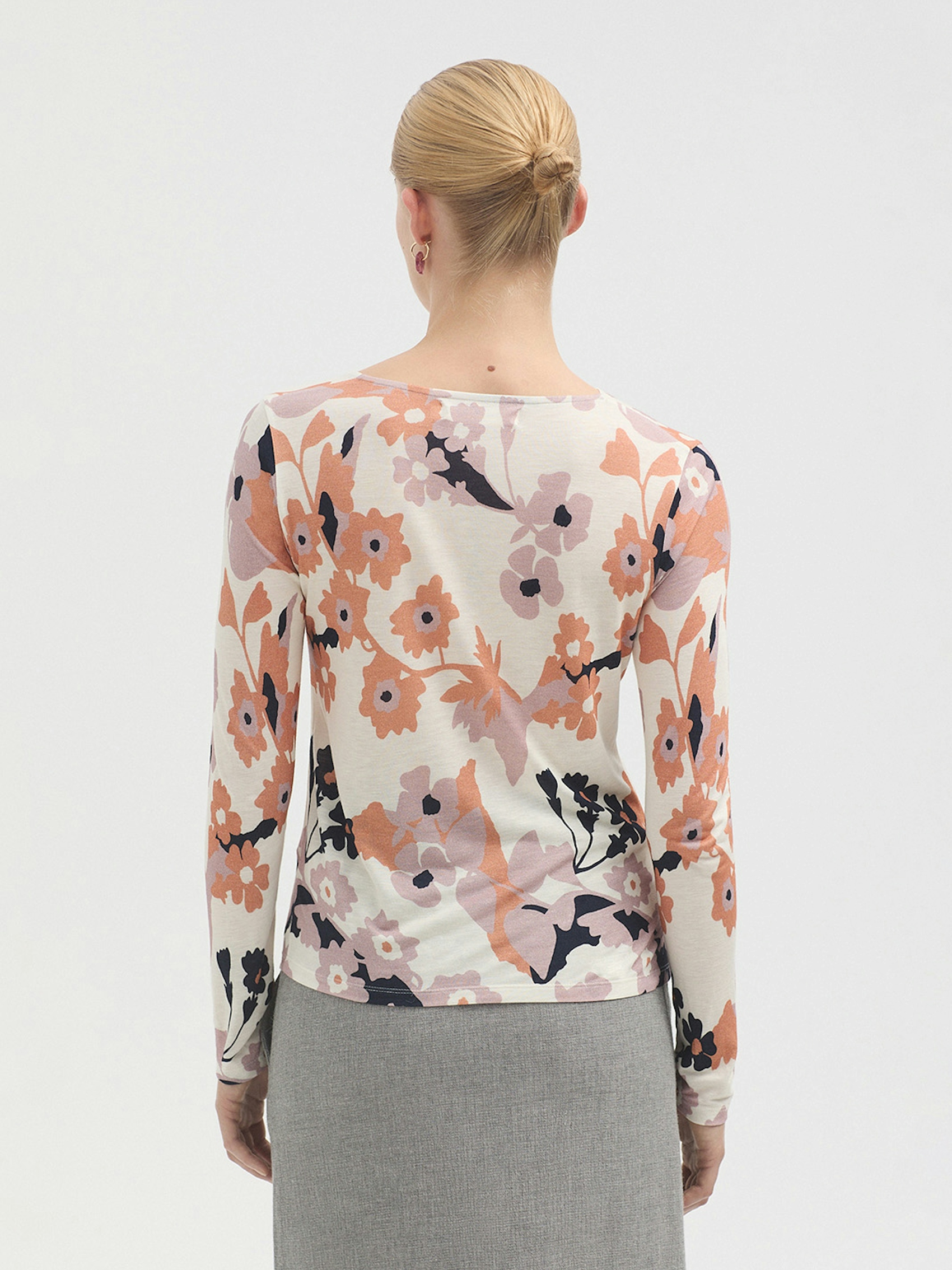 Flowers wool top