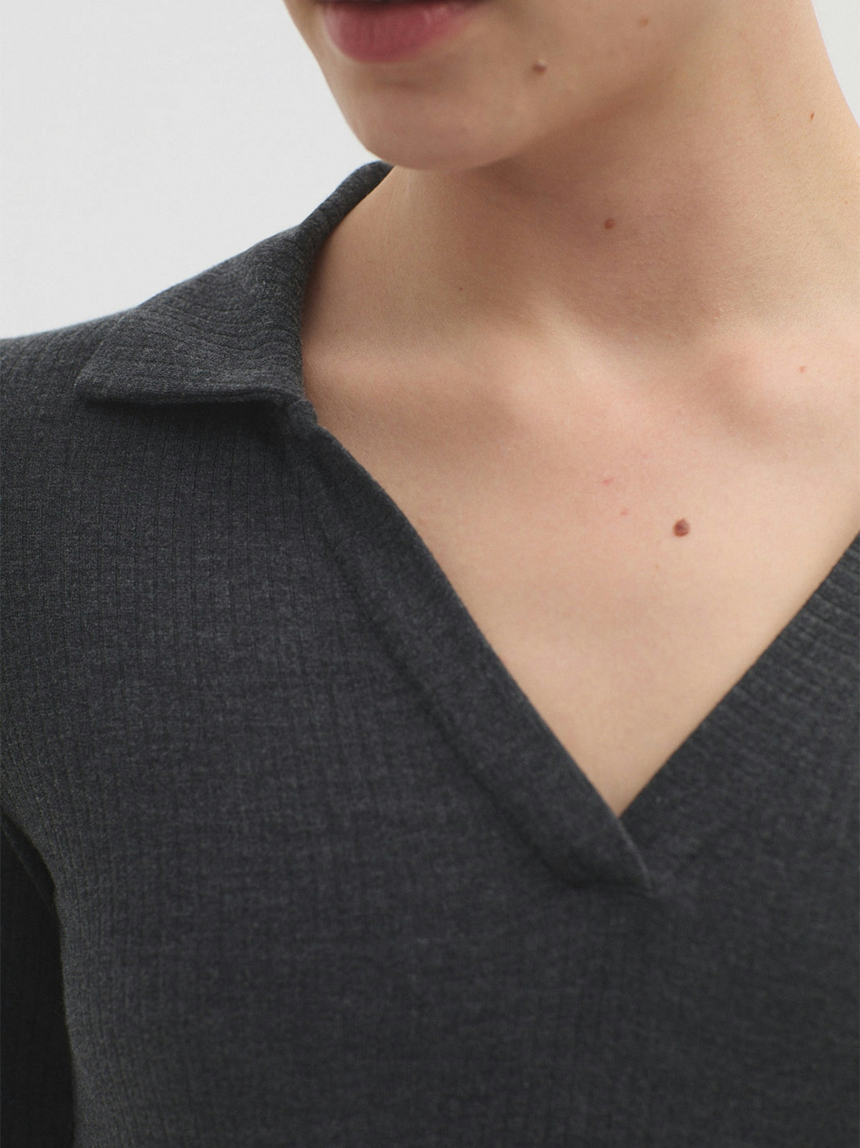 Ribbed polo collar top