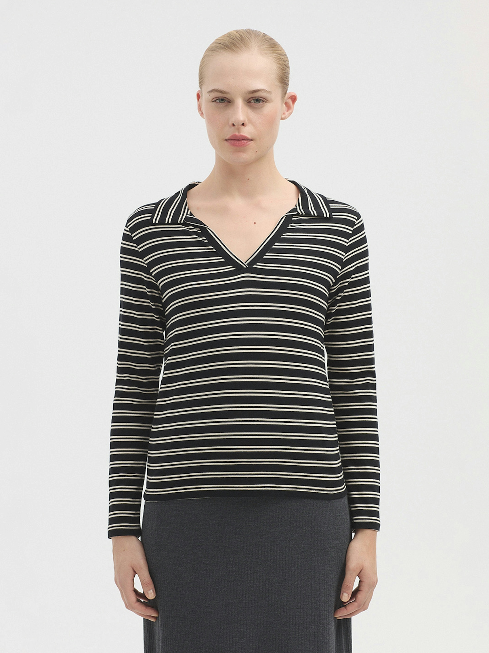 Two-tone polo collar top