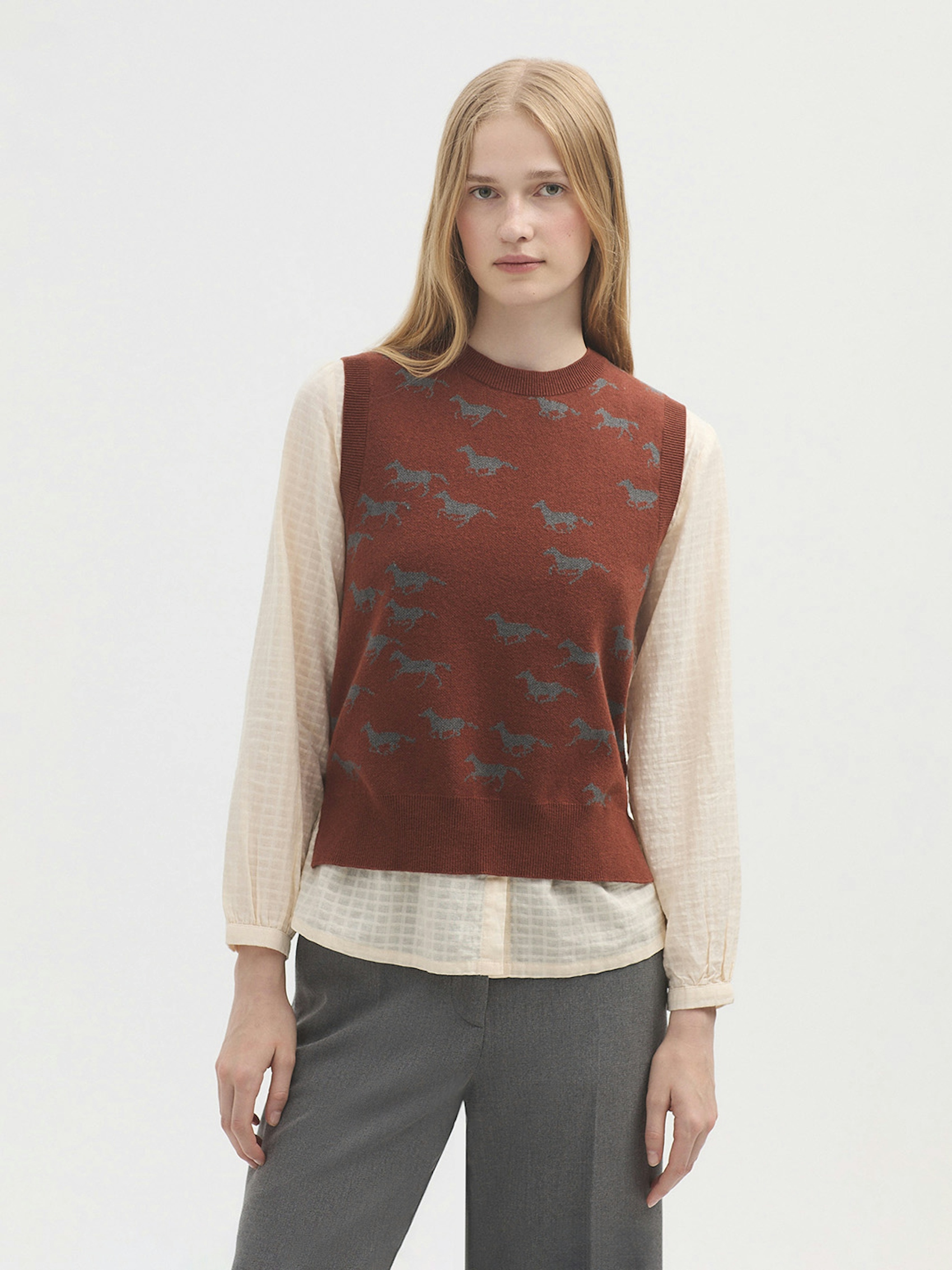 Horses jacquard vest