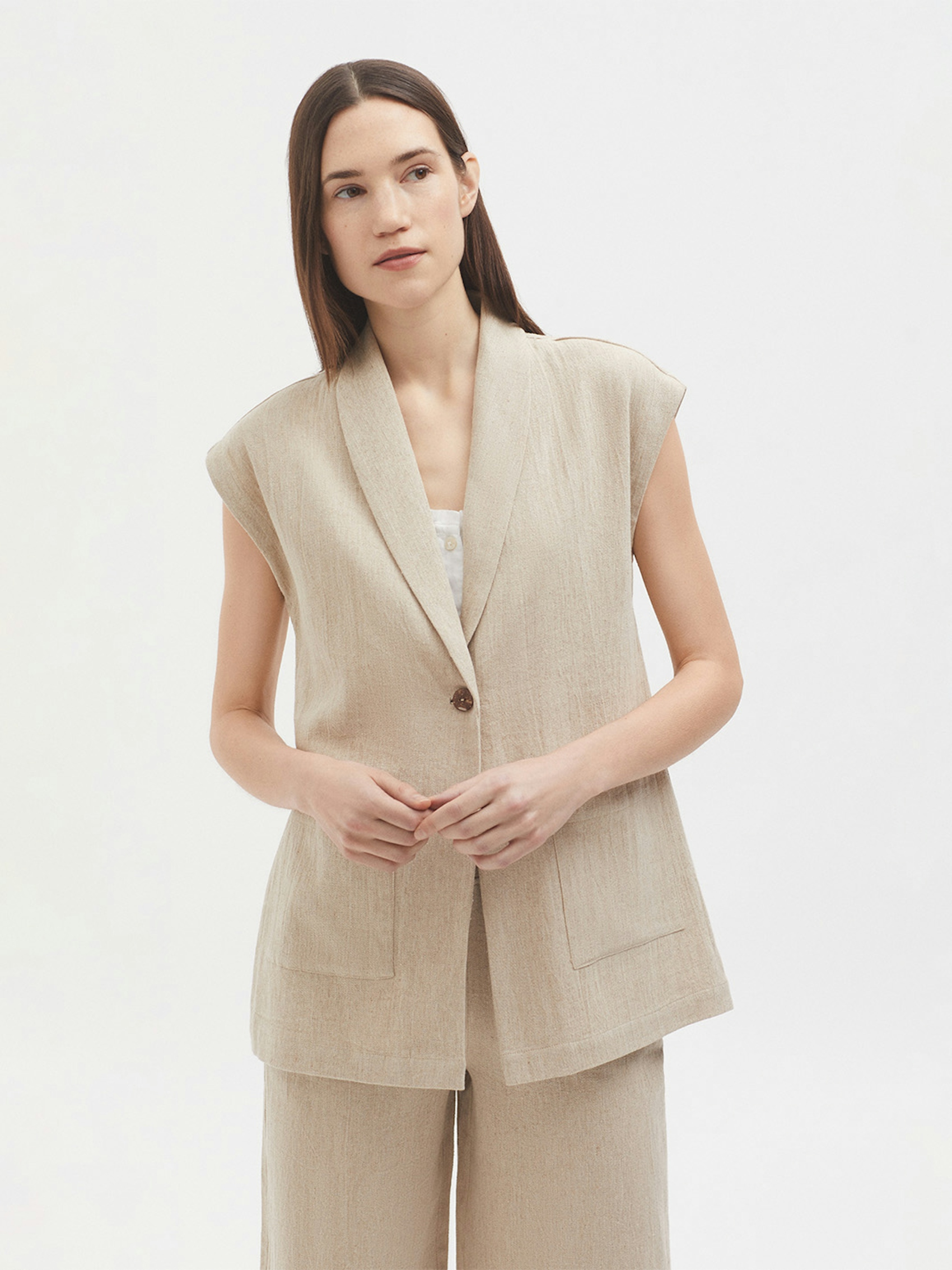 Natural linen gilet