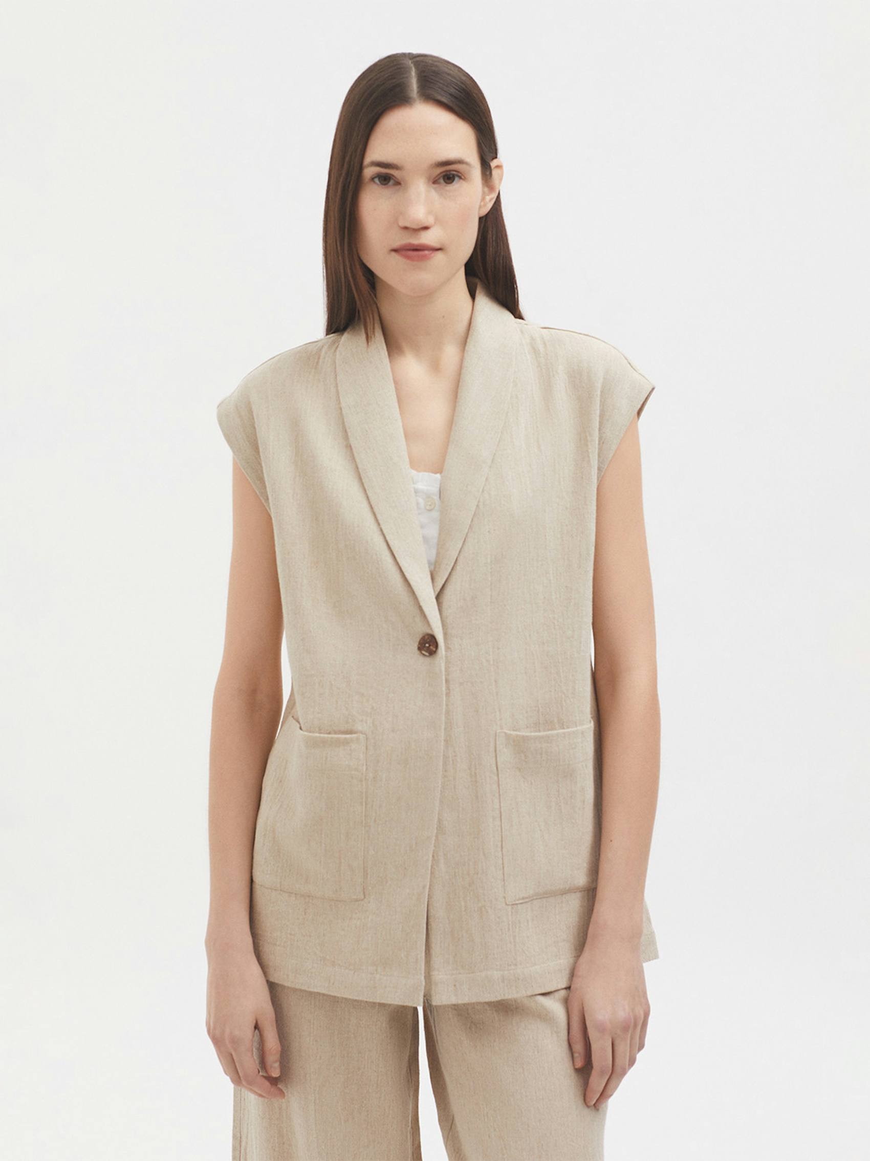 Natural linen gilet