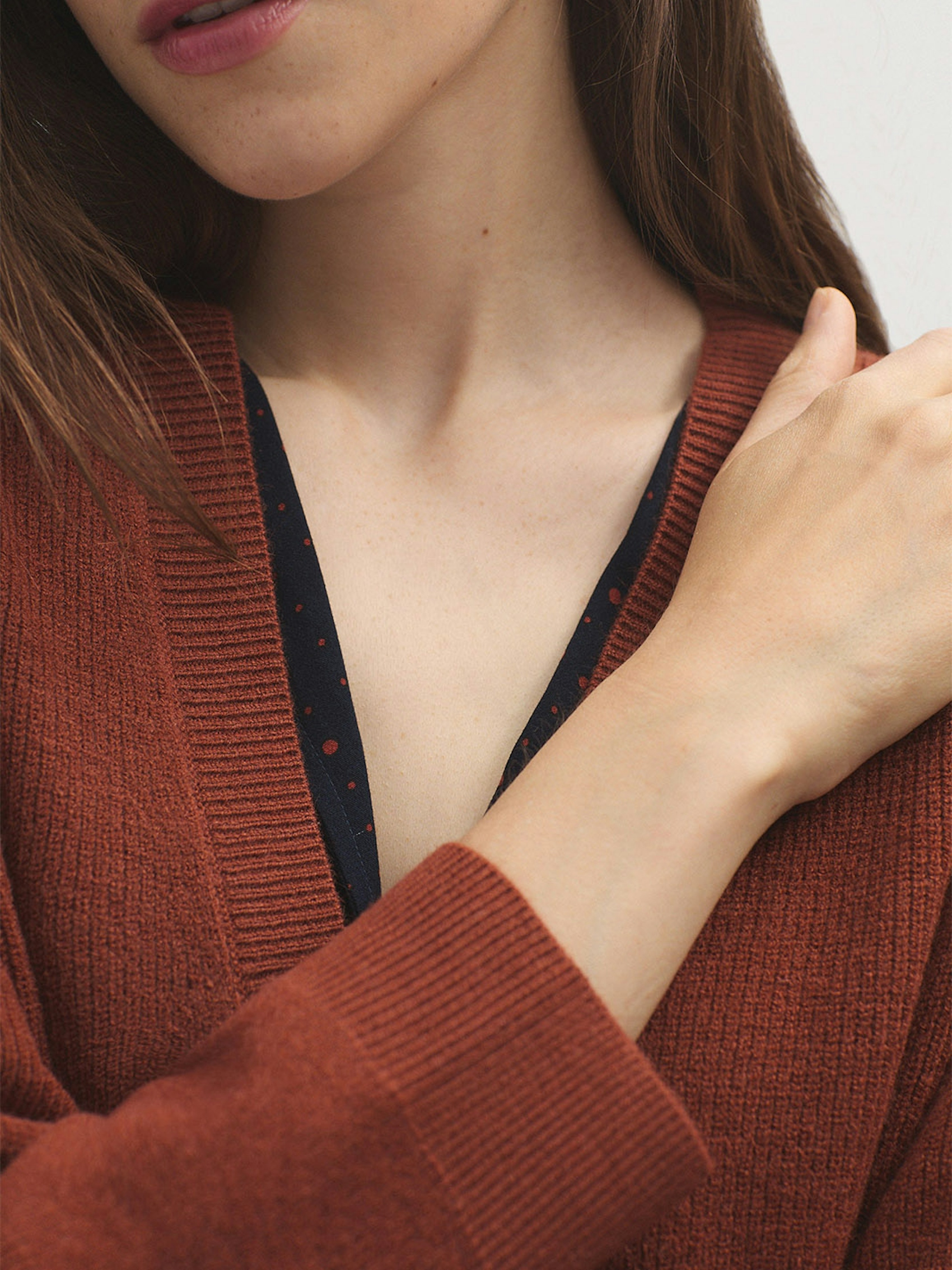 Open cardigan with pockets