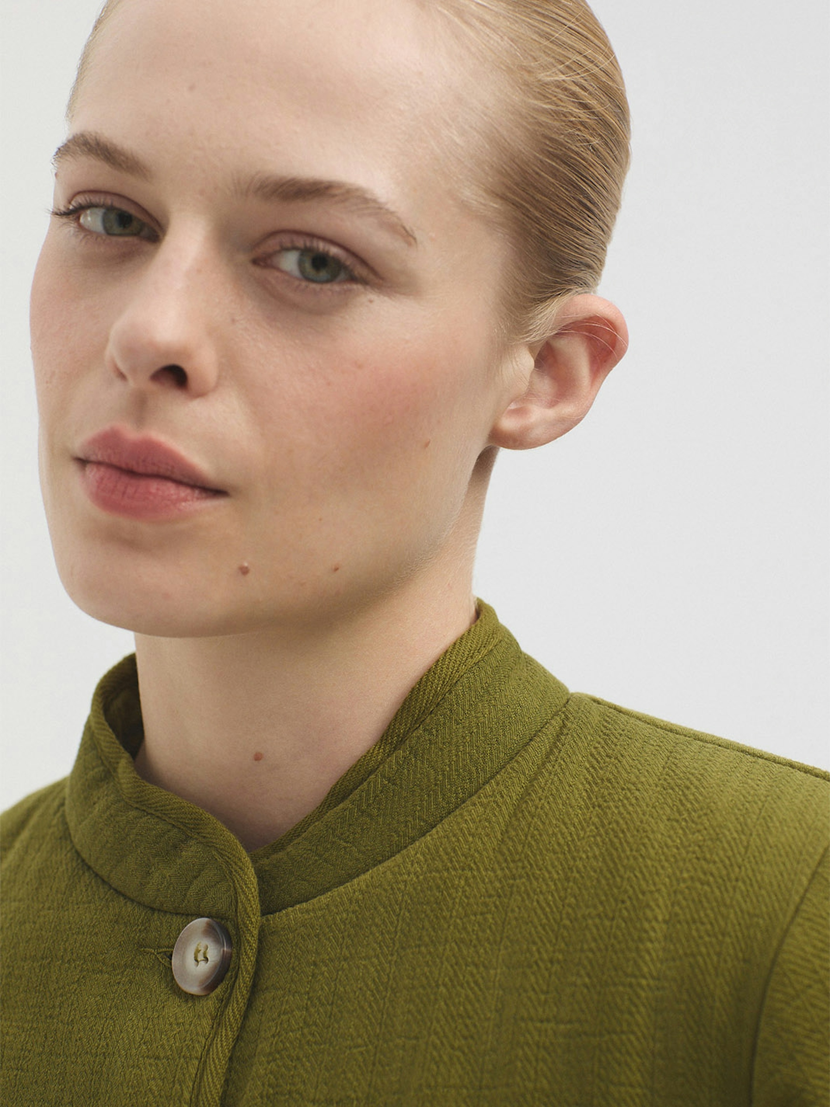 Mandarin collar puffer jacket