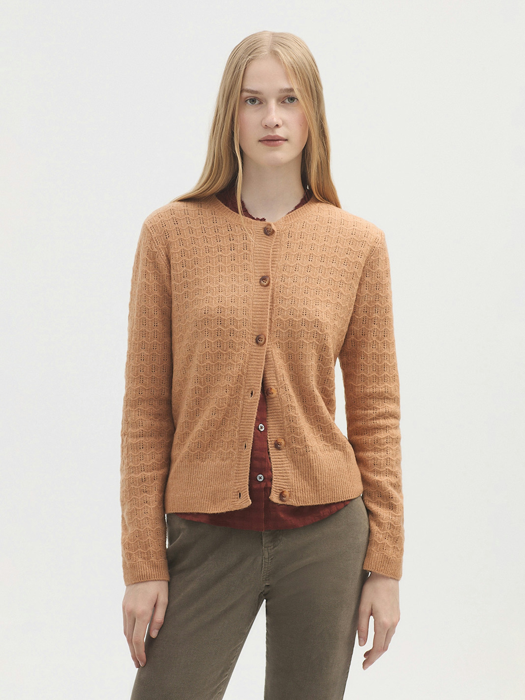 Chaqueta calada con cashmere 2