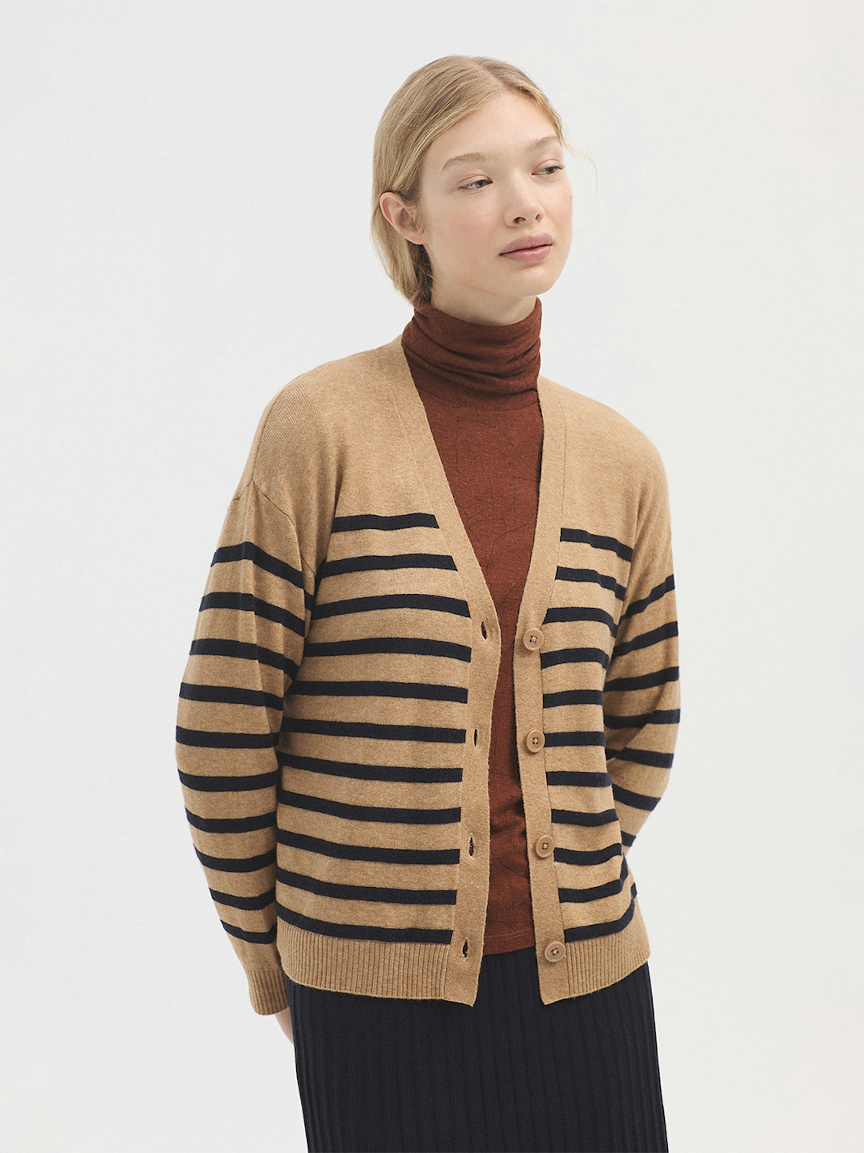 Placement stripe cardigan