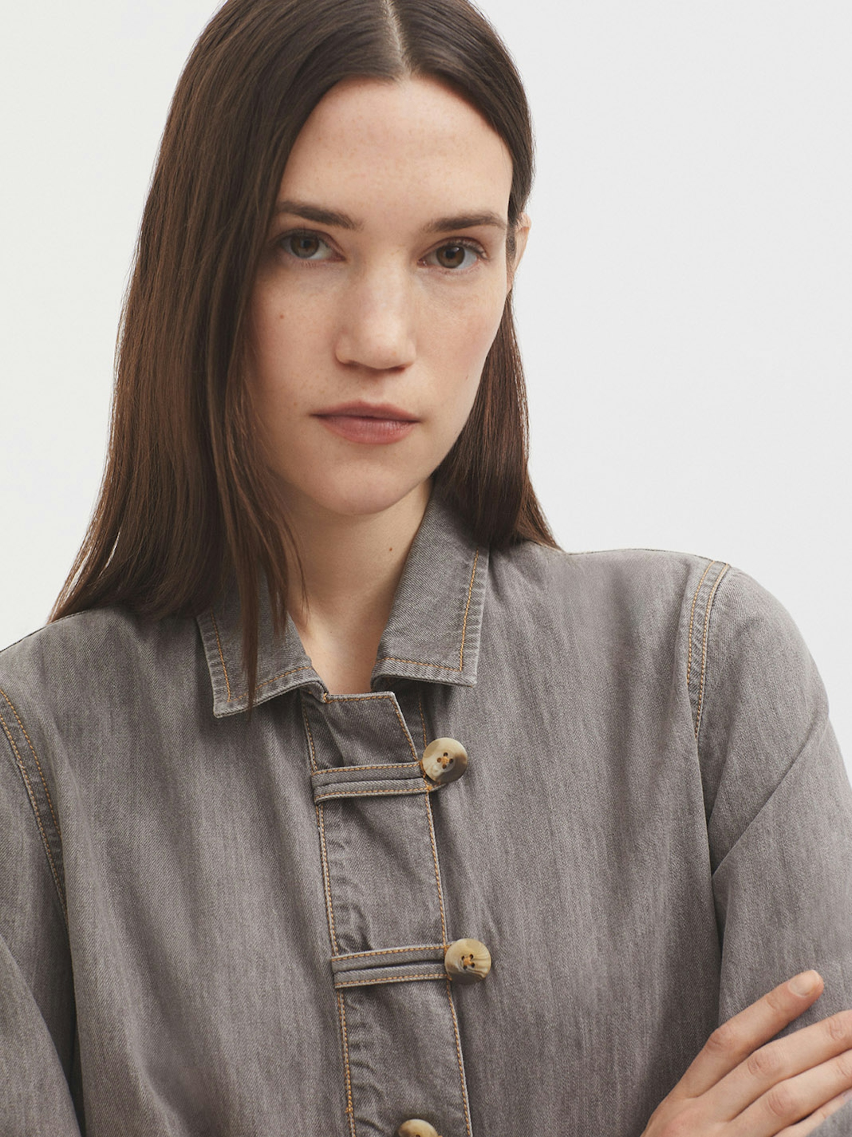 Chaqueta vaquera gris