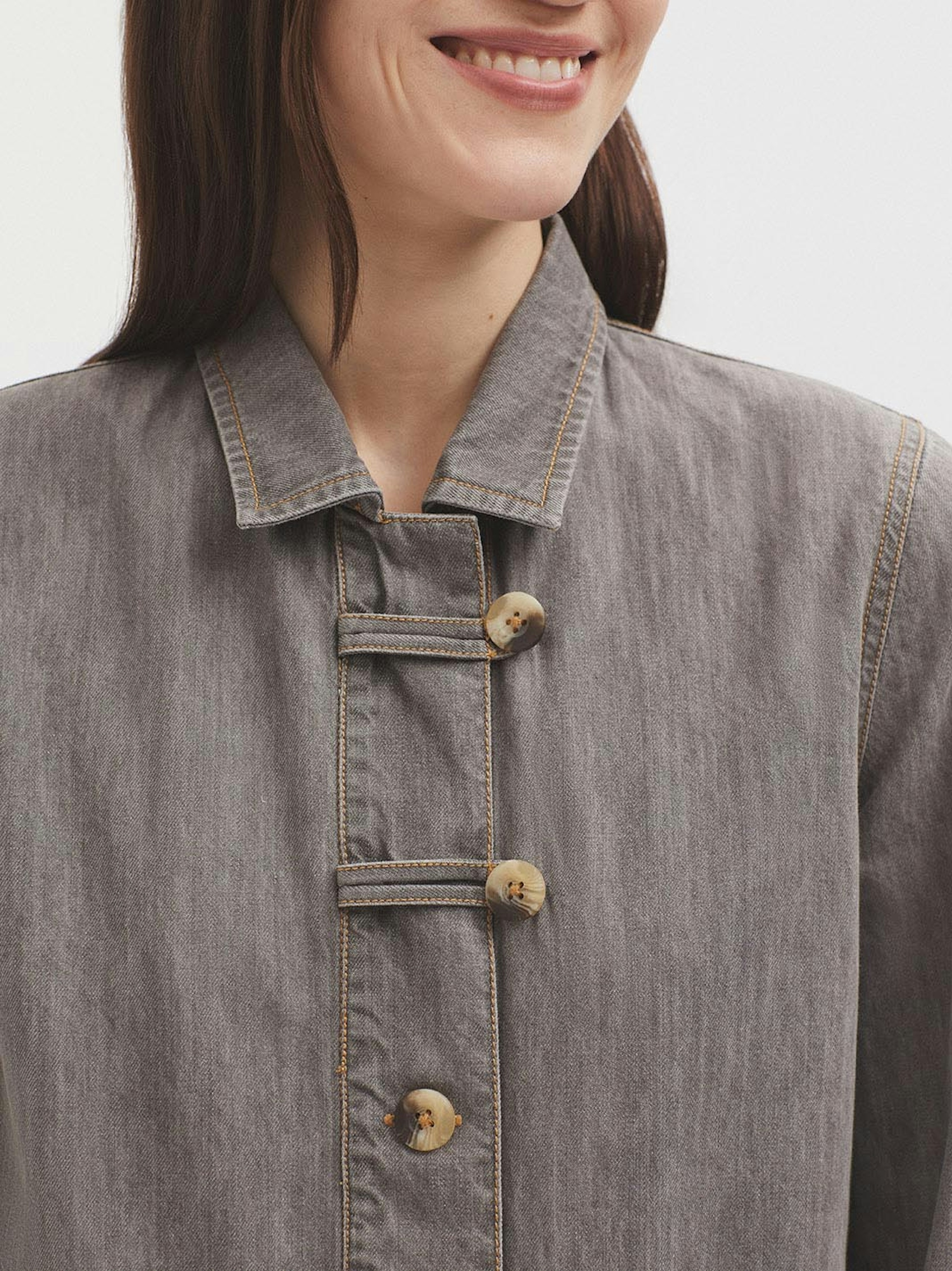 Chaqueta vaquera gris