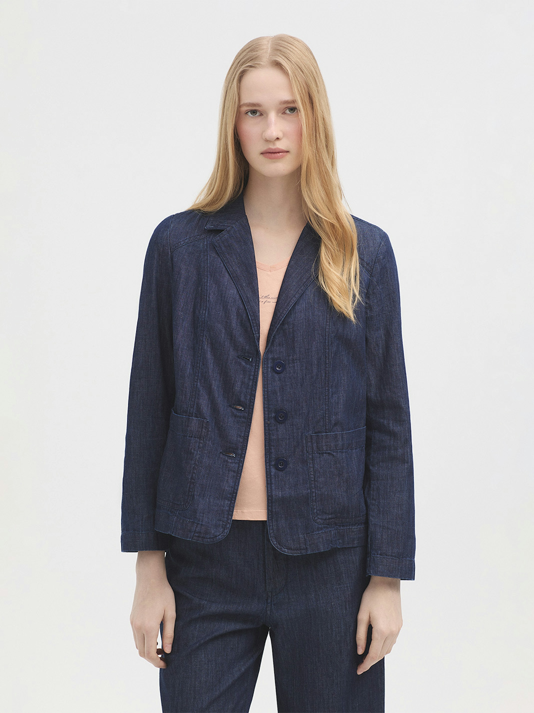 Lapel denim jacket
