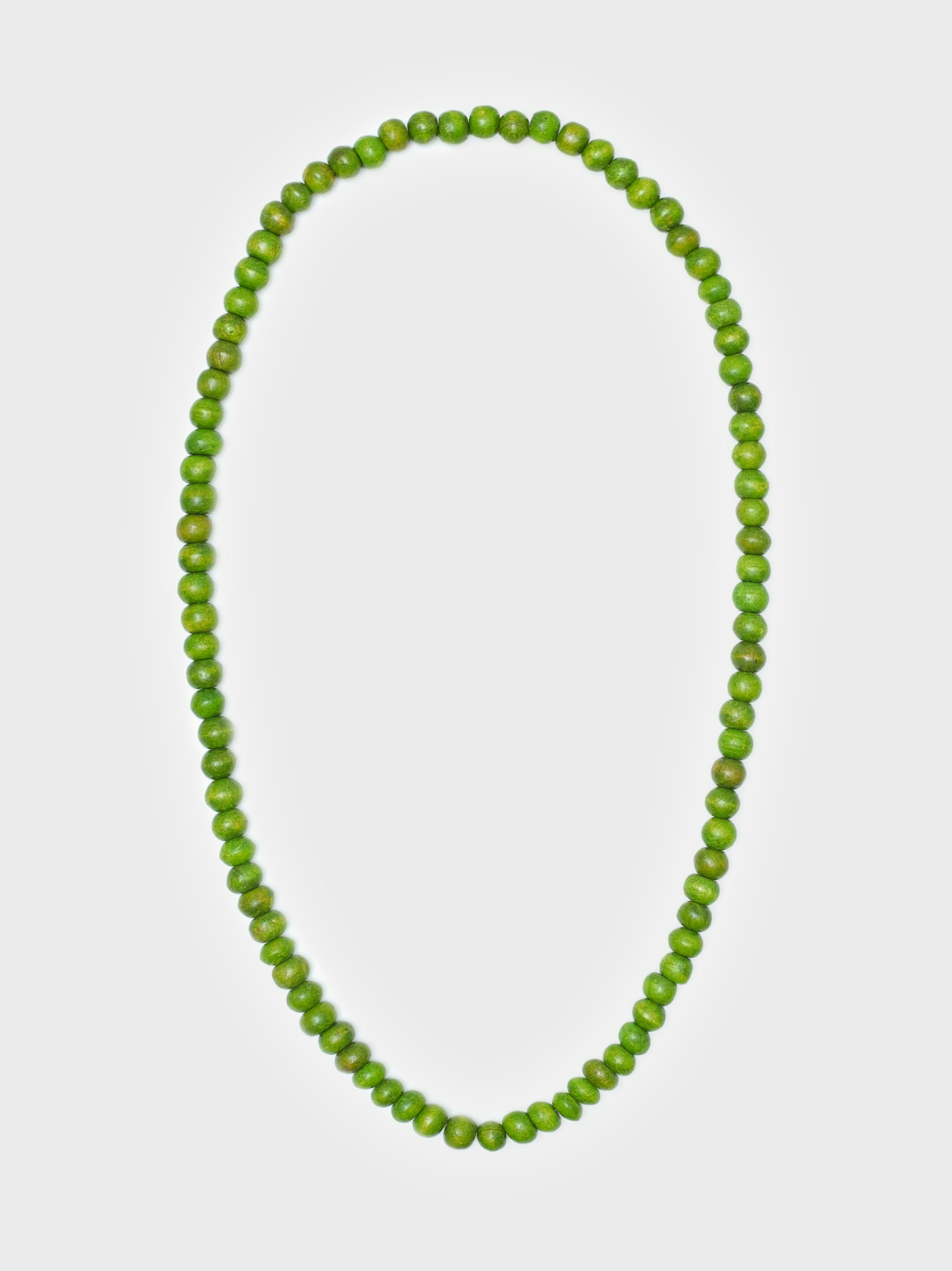Collar bolas madera